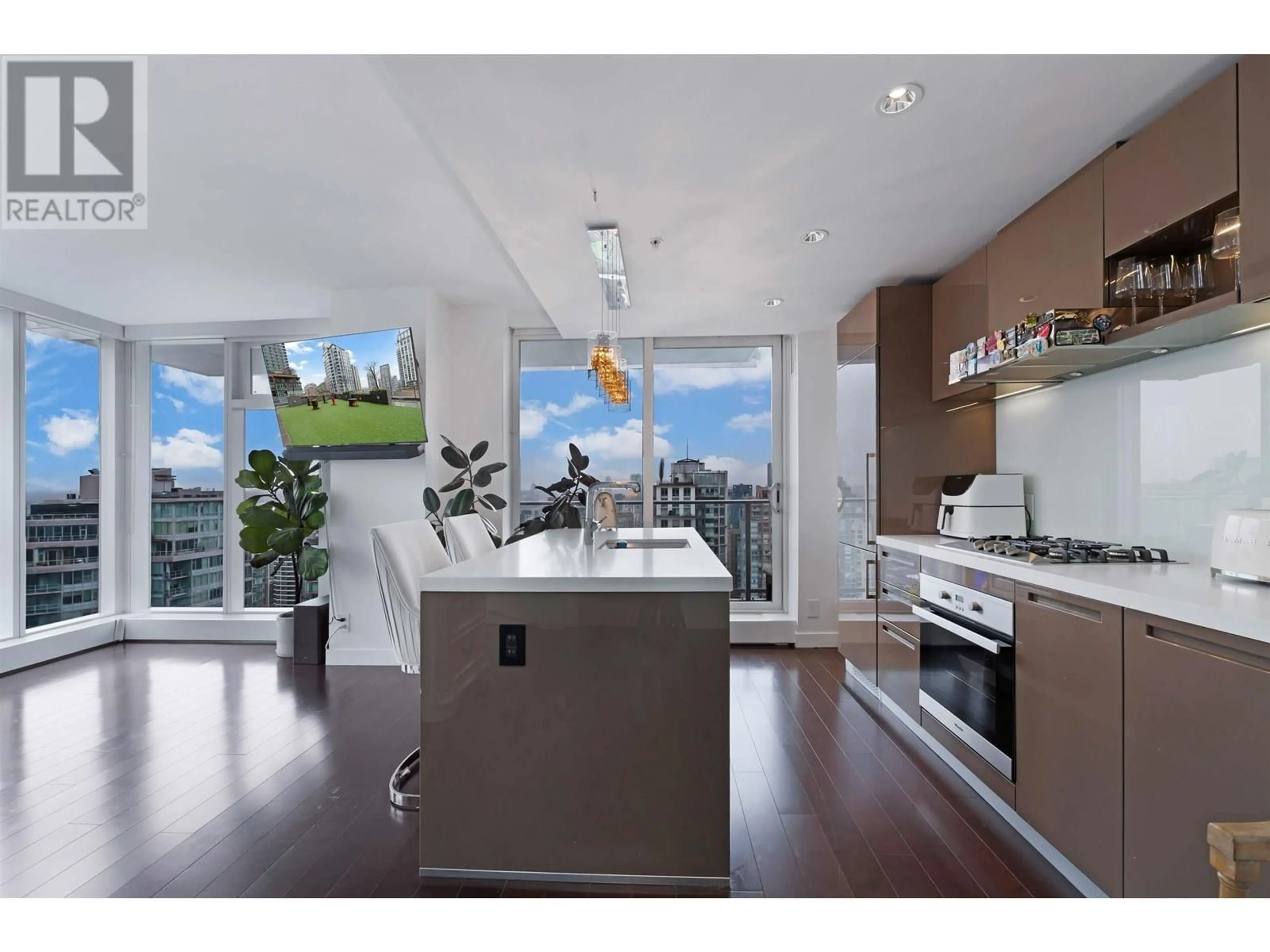 Contemporary kitchen, unknown for 3511 - 777 RICHARDS STREET, Vancouver British Columbia V6B0M6