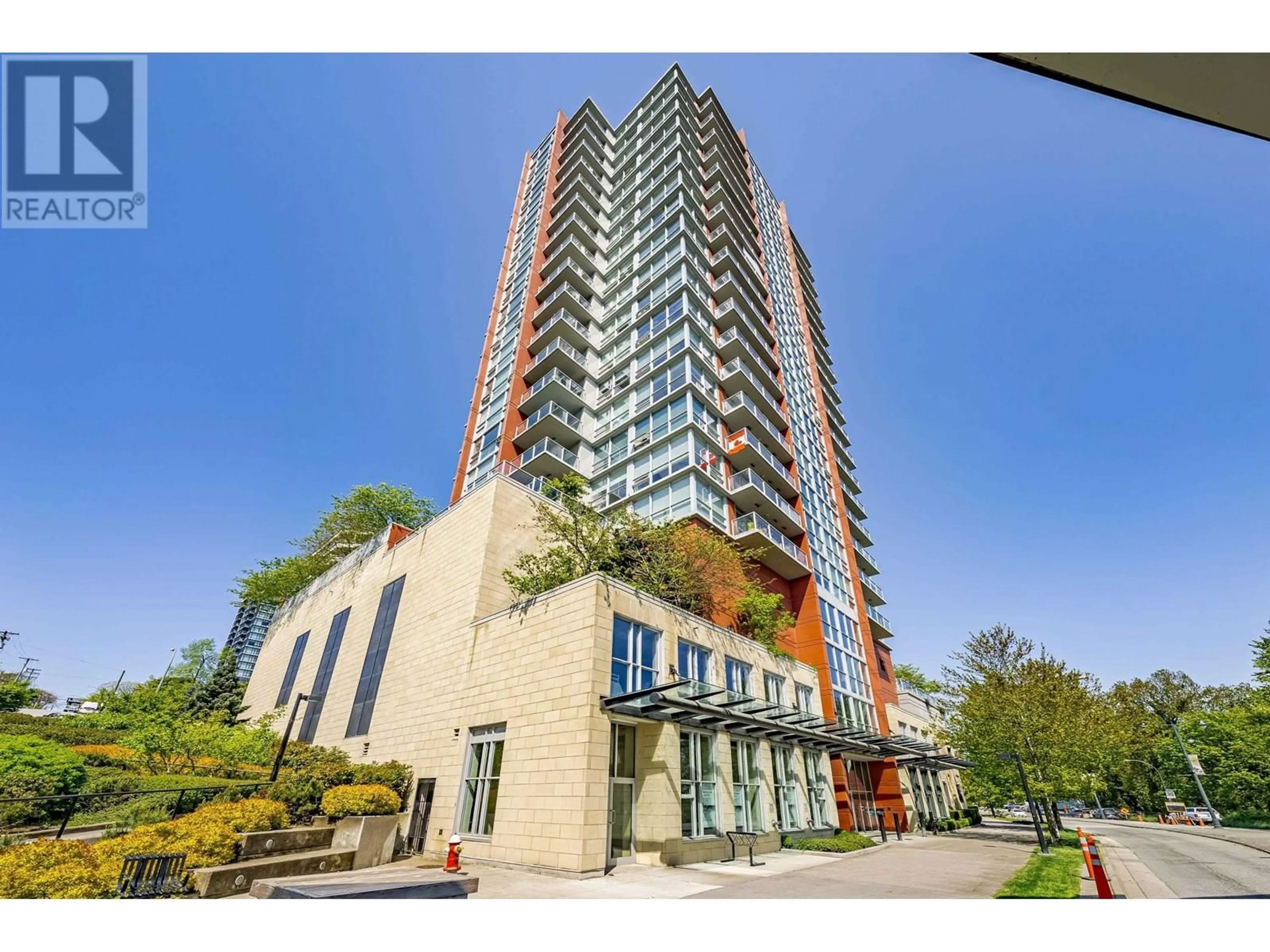 Indoor foyer for 1001 - 125 COLUMBIA STREET, New Westminster British Columbia V3L0G8