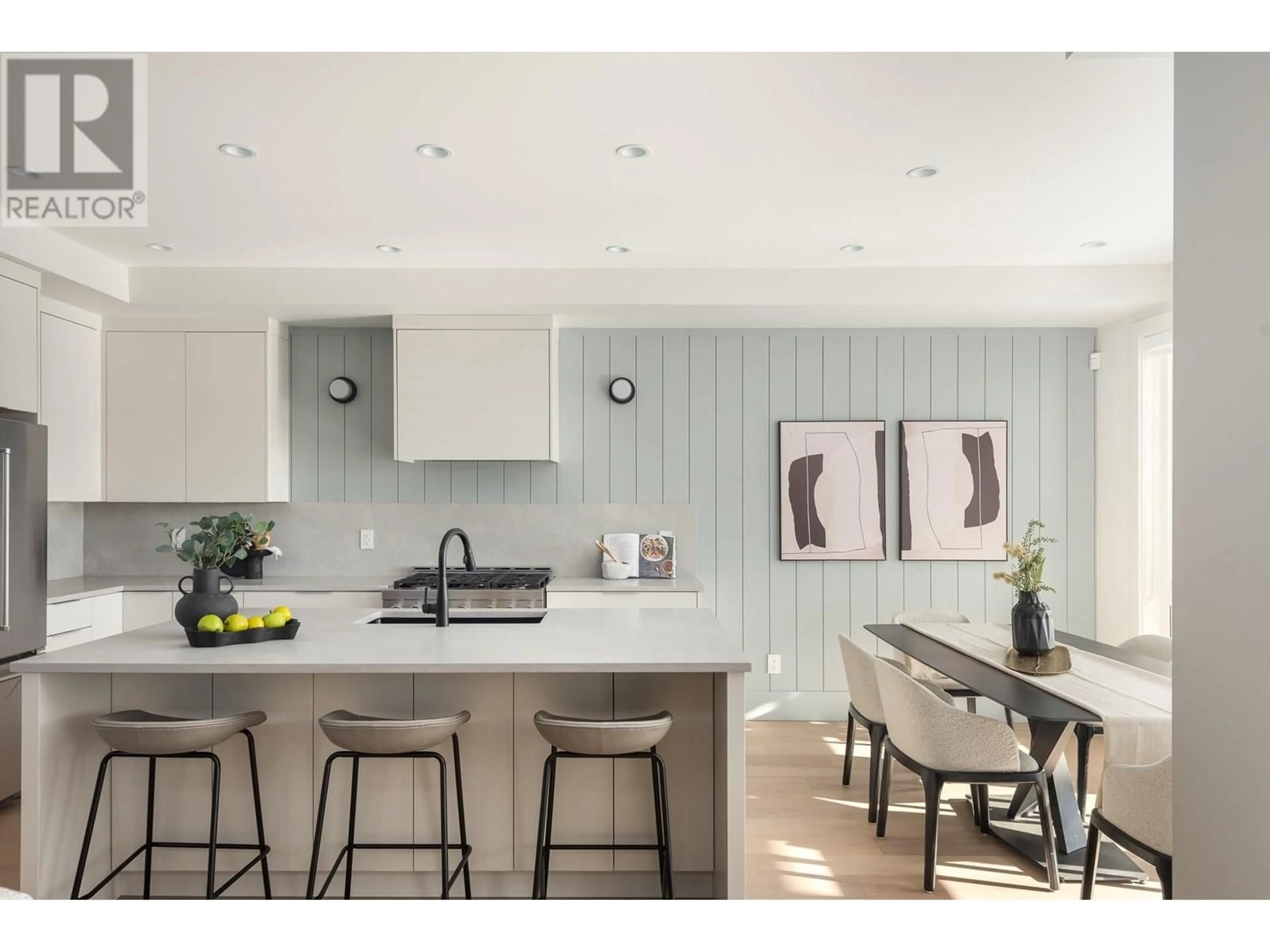Contemporary kitchen, unknown for 644A GIRARD AVENUE, Coquitlam British Columbia V3K1S8