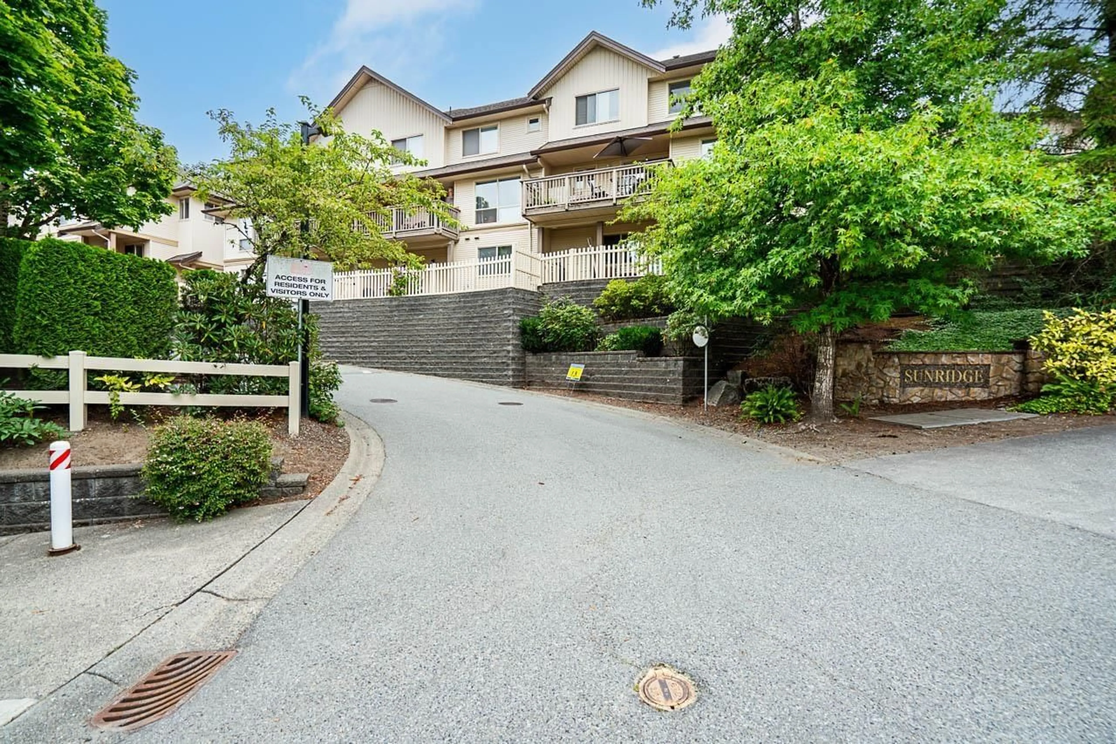 Unknown for 31 - 20350 68, Langley British Columbia V2Y3A5