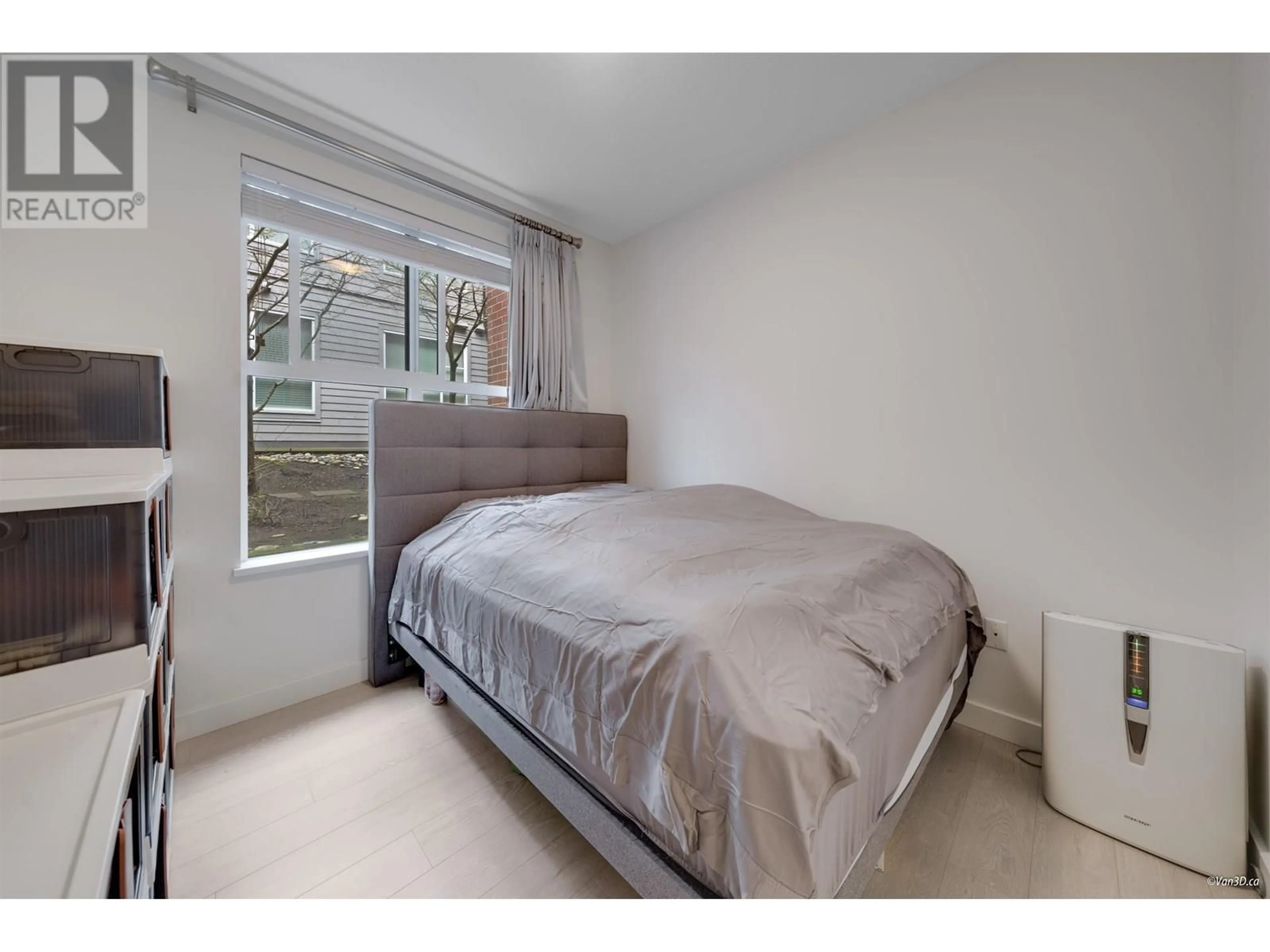 Bedroom with bed, unknown for 107 - 7988 YUKON STREET, Vancouver British Columbia V5X2Y7