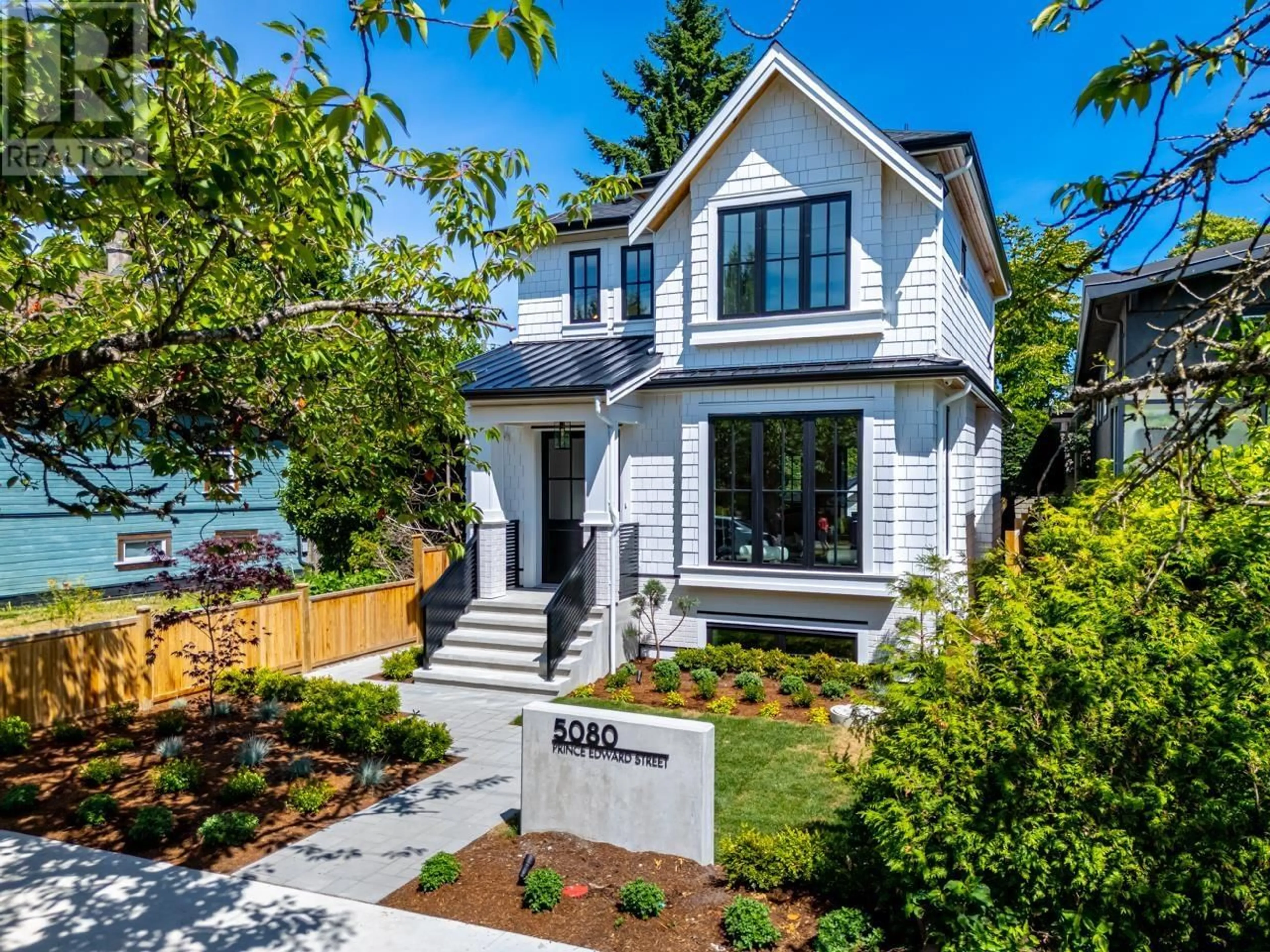 Home with vinyl exterior material, unknown for 5080 PRINCE EDWARD STREET, Vancouver British Columbia V5W2X2
