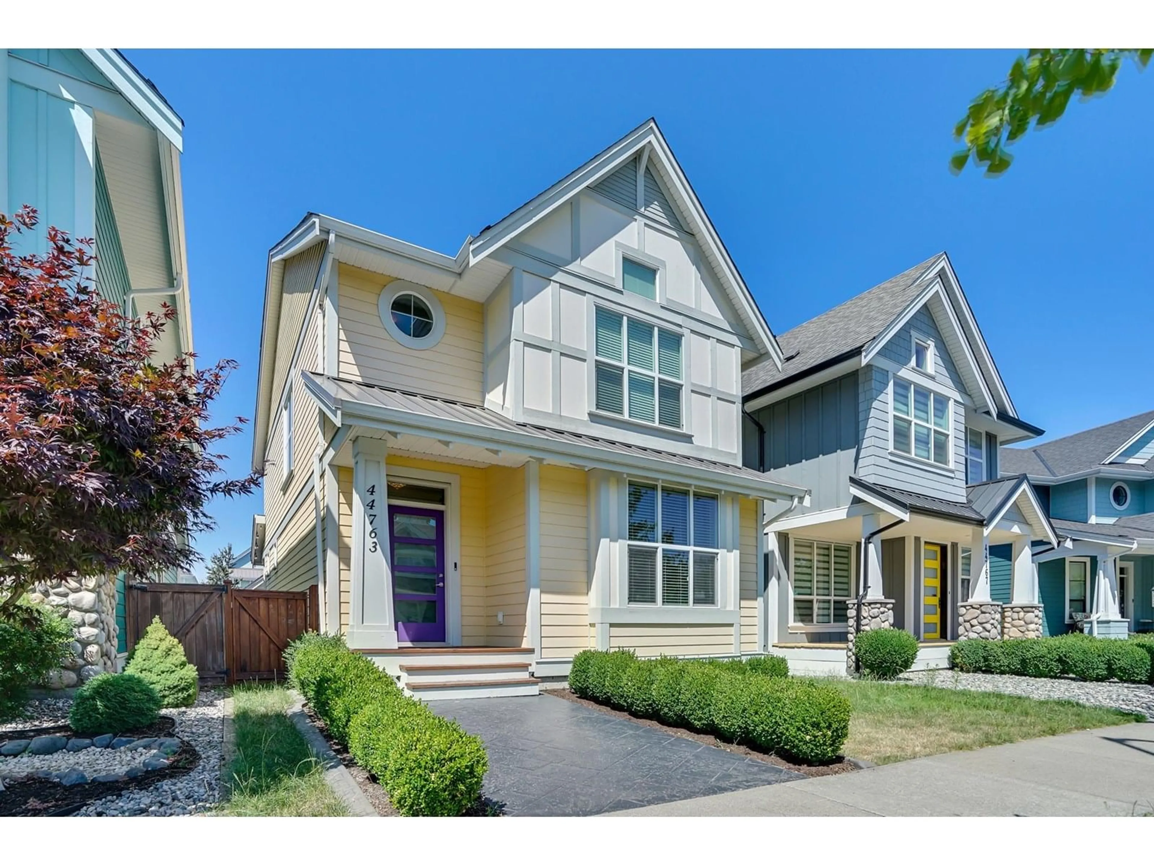 Home with vinyl exterior material, street for 44763 ANGLERS BOULEVARD, Chilliwack British Columbia V2R0X7