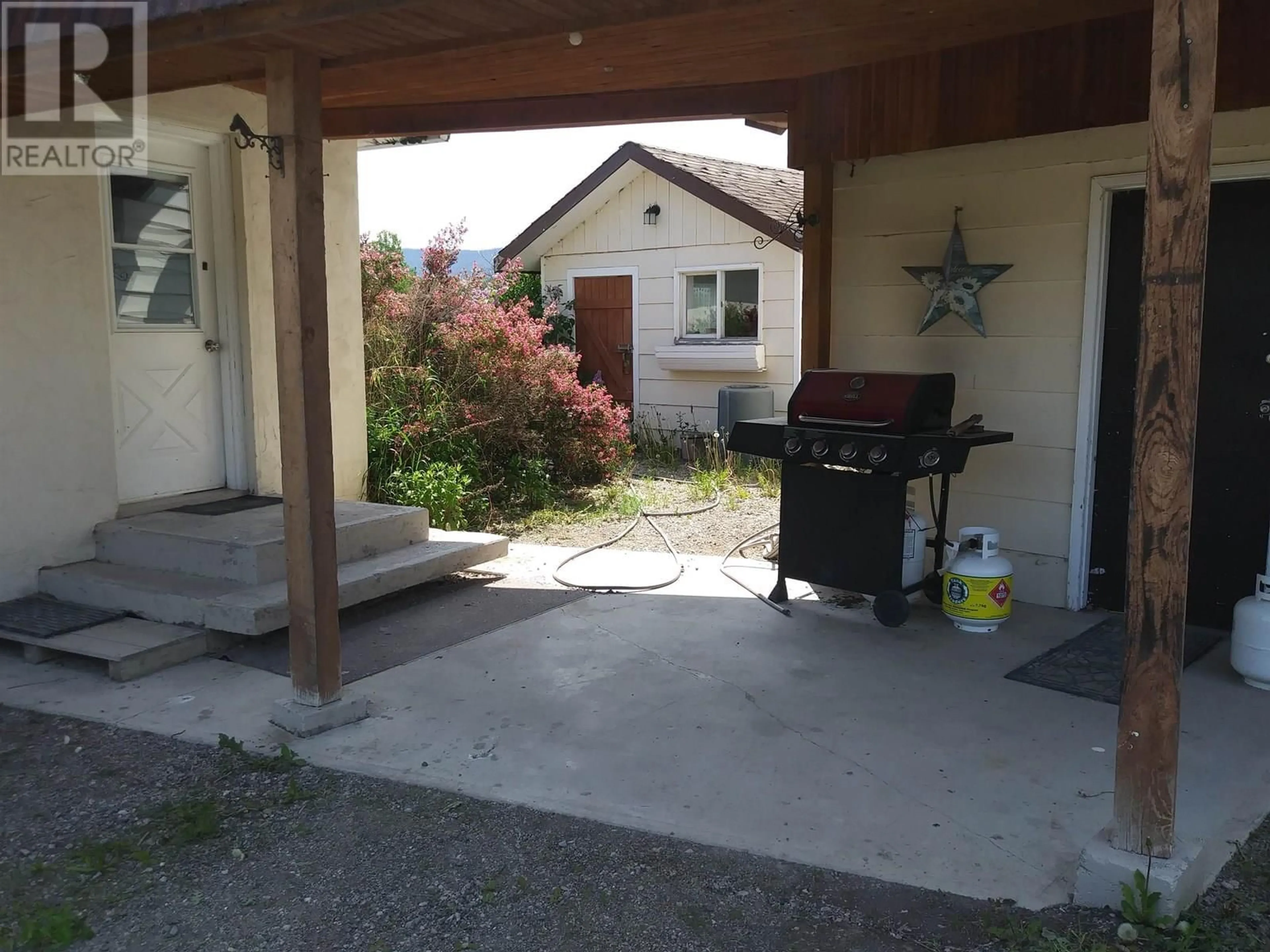 Patio, street for 5343 NITHI ROAD, Fraser Lake British Columbia V0J1S0