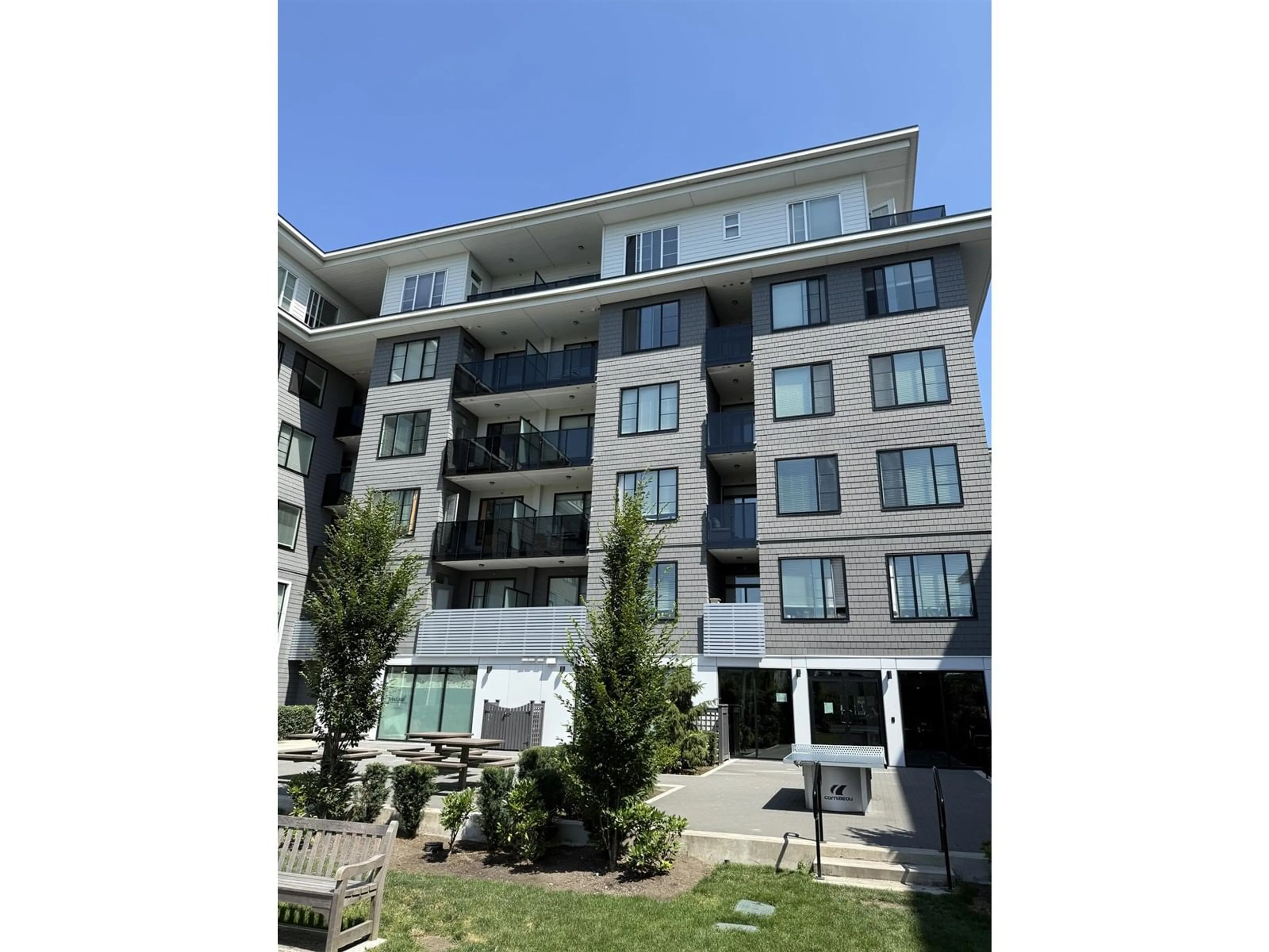 Unknown for 113 - 15858 FRASER, Surrey British Columbia V4N6X4