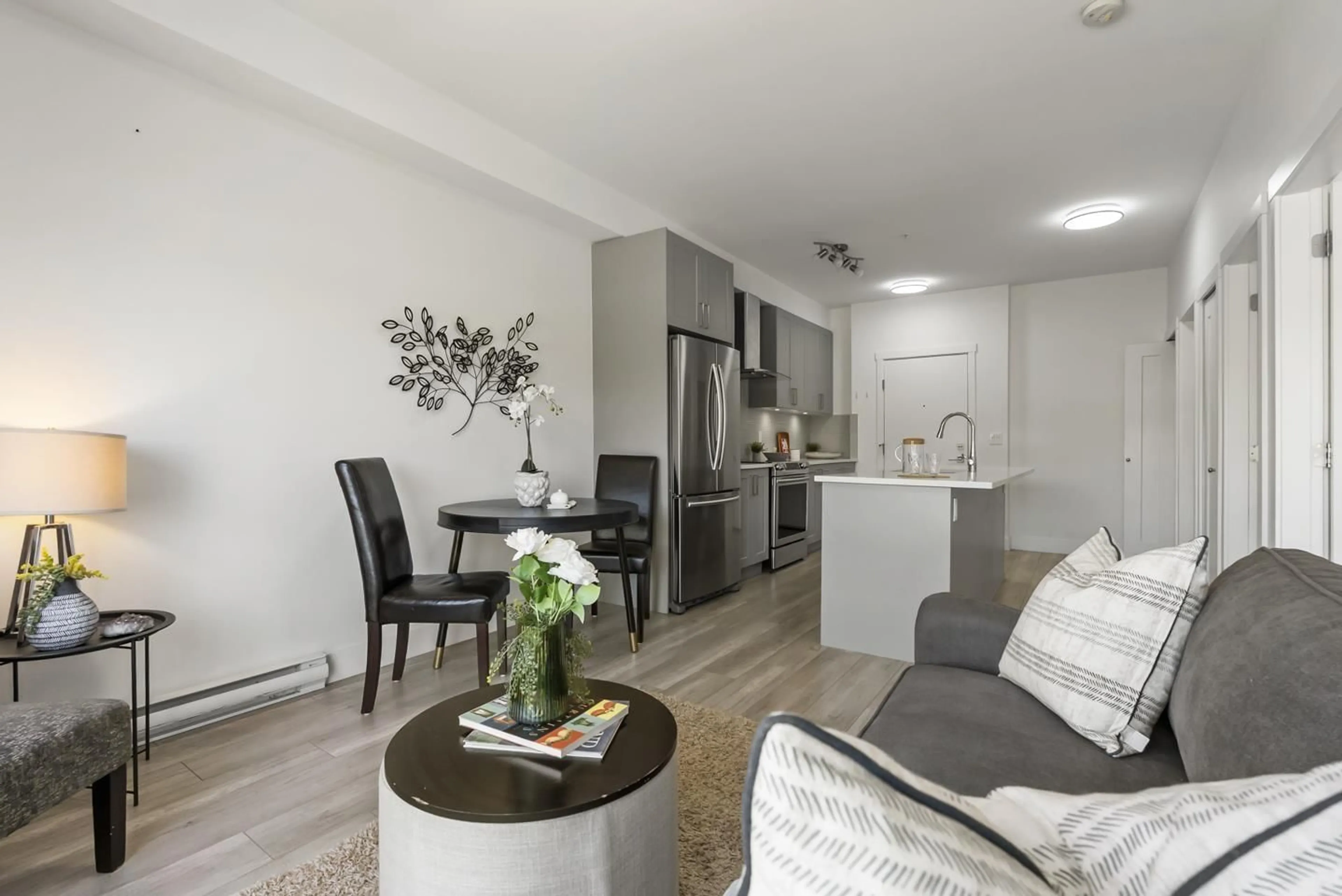 Living room with furniture, unknown for 603 - 13978 FRASER, Surrey British Columbia V3T0P2