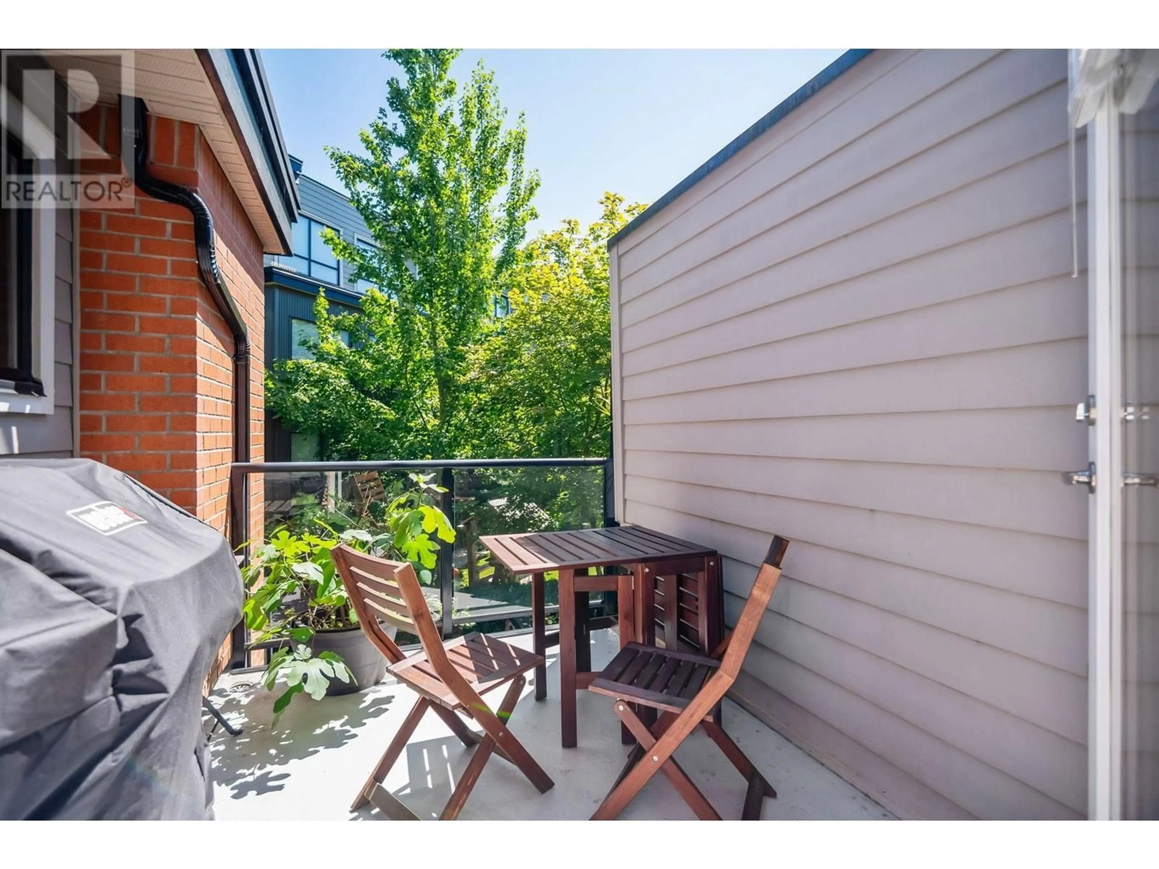 Patio, street for 104 - 1855 STAINSBURY AVENUE, Vancouver British Columbia V5N2M6