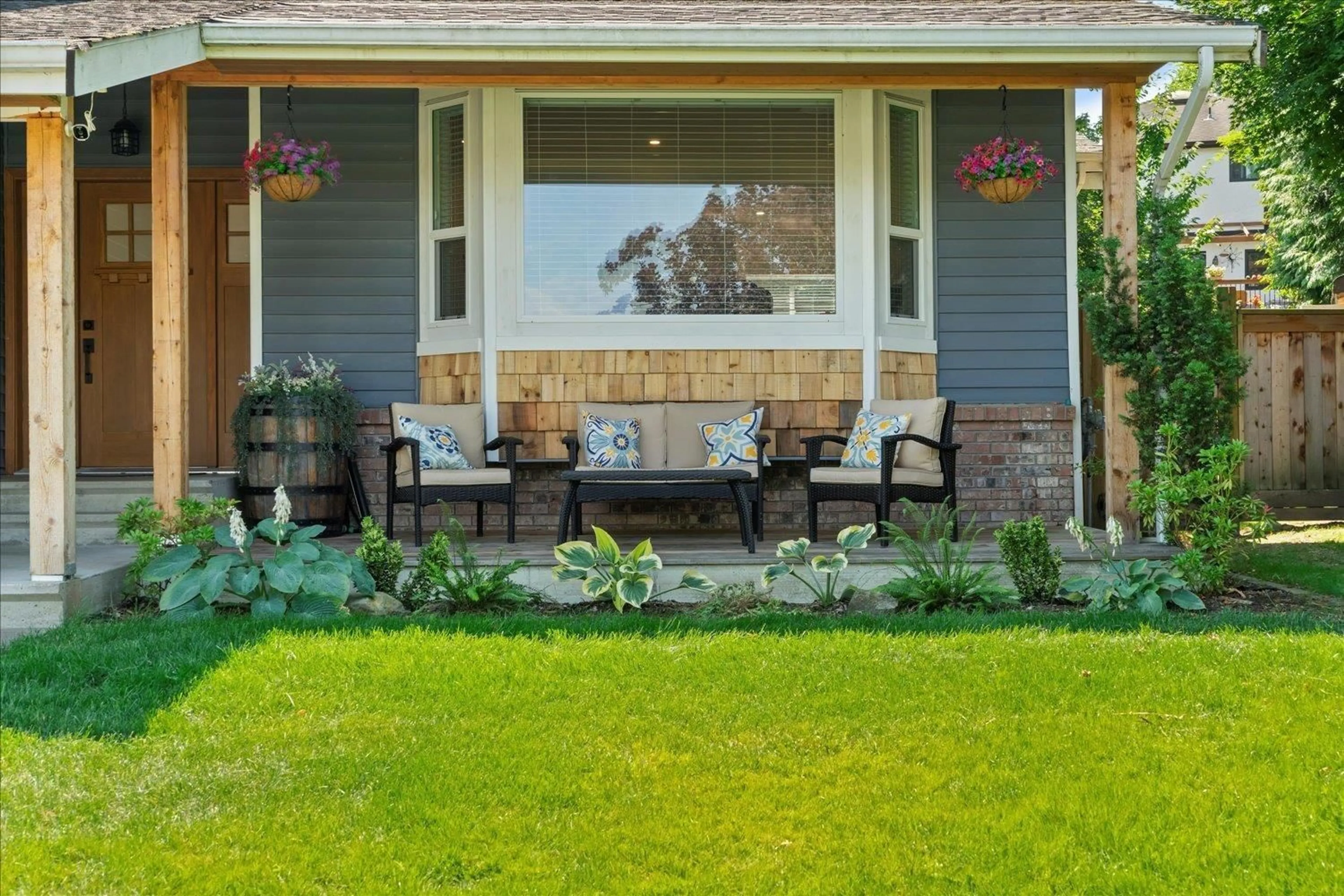 Patio, unknown for 34602 SEMLIN, Abbotsford British Columbia V2S6K7