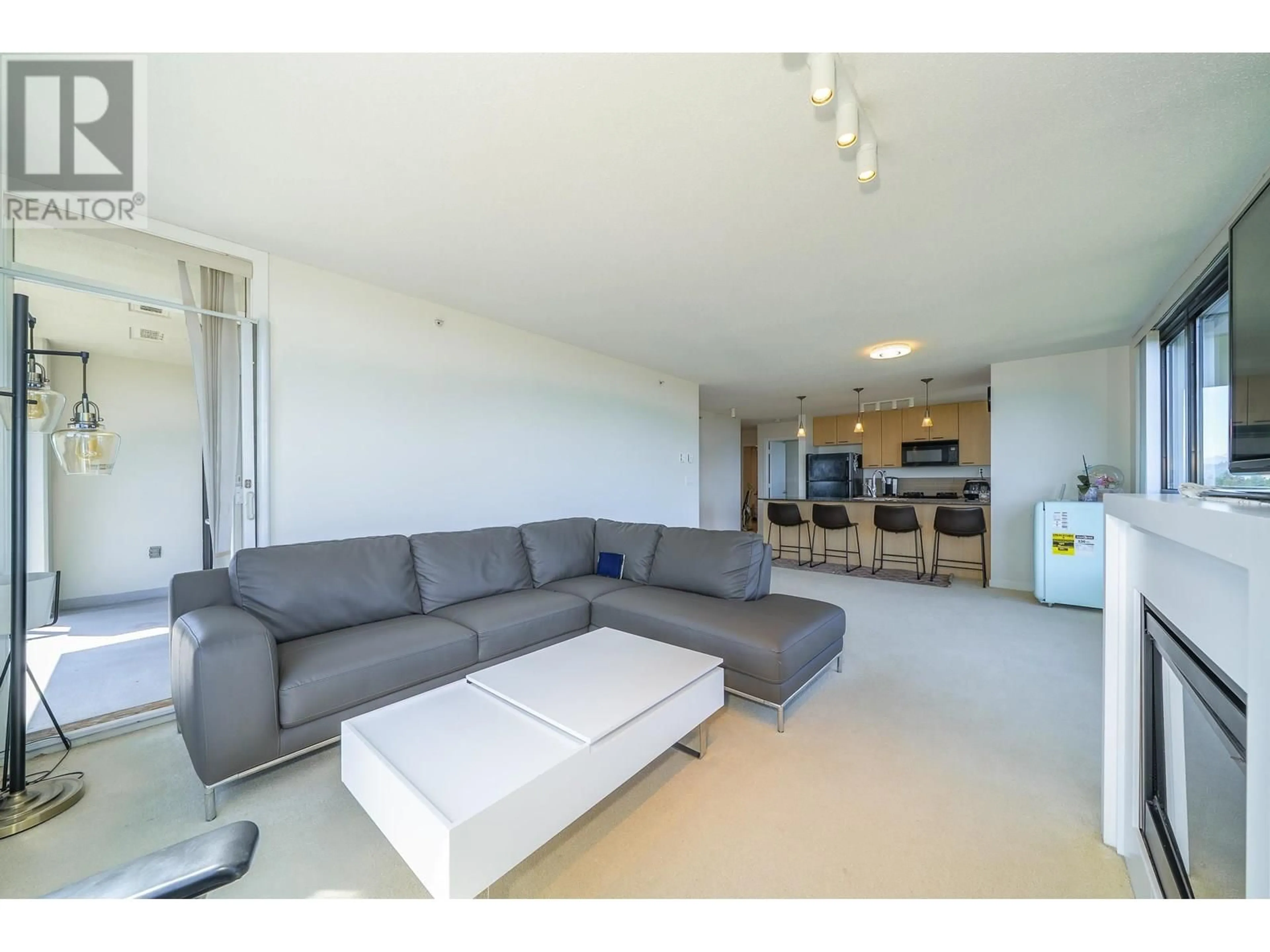 Living room with furniture, unknown for 708 - 7178 COLLIER STREET, Burnaby British Columbia V5E4N7