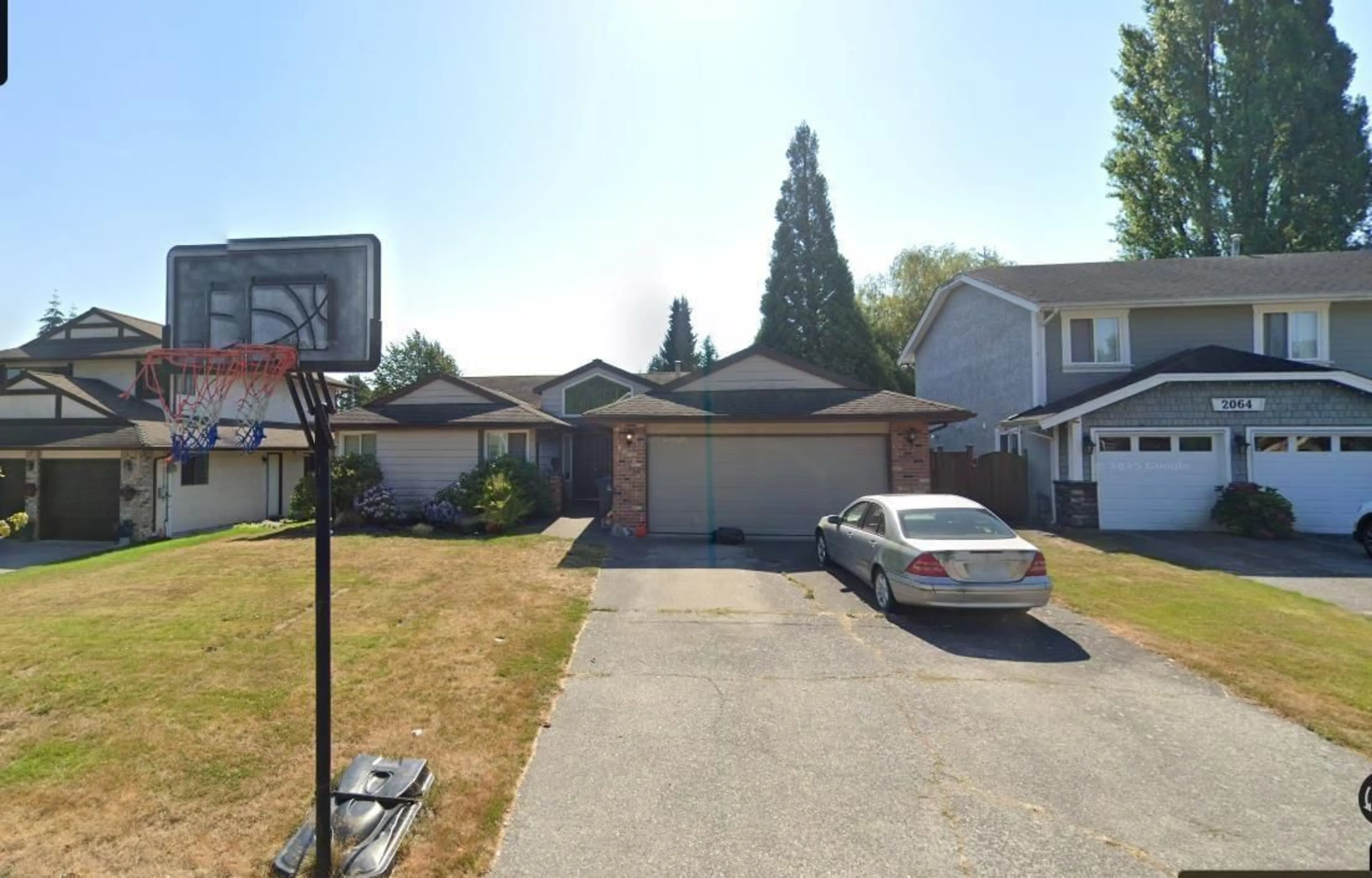 A pic from outside/outdoor area/front of a property/back of a property/a pic from drone, street for 2072 156A, Surrey British Columbia V4A6S3