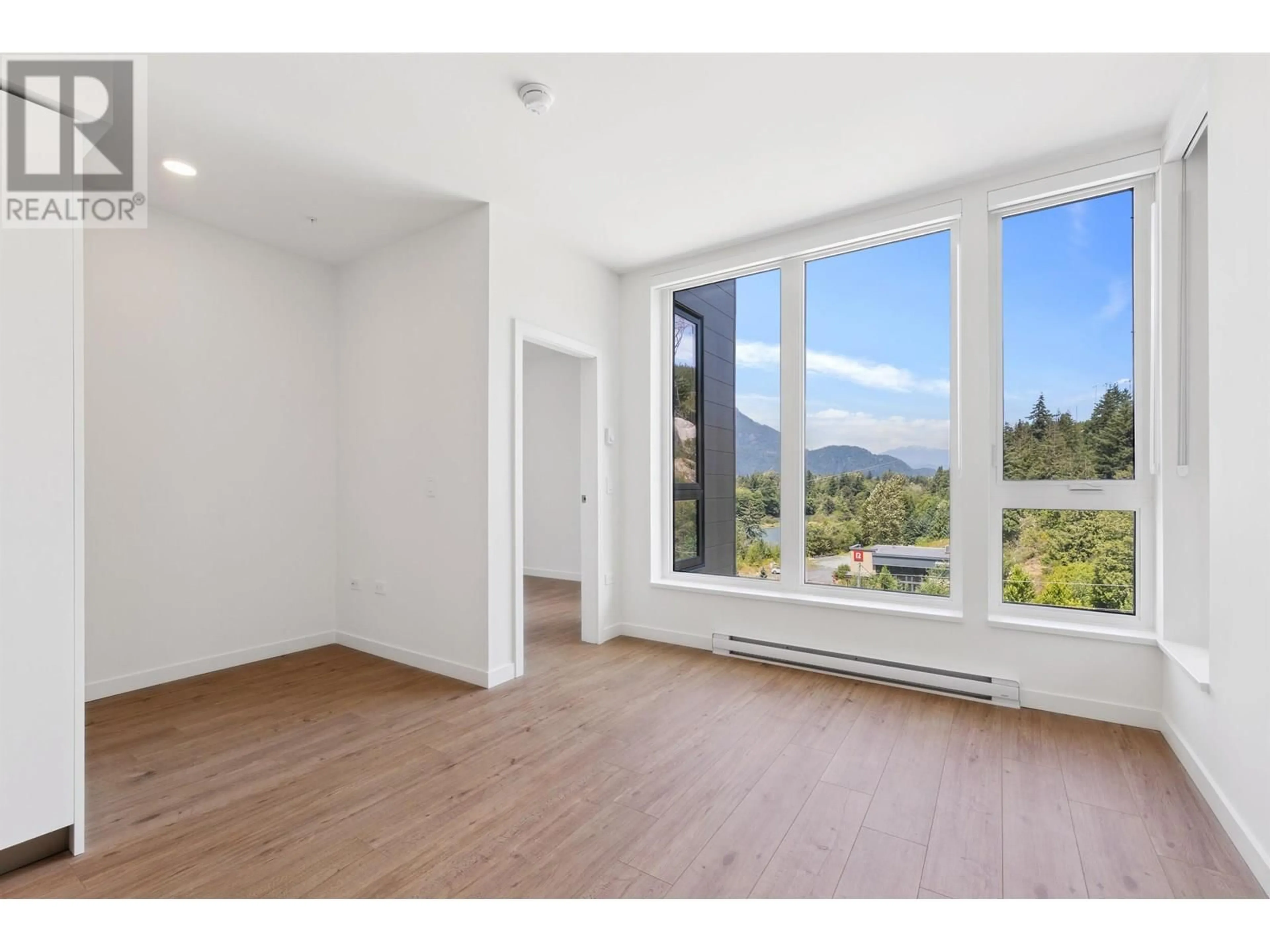 A pic of a room for 520 - 1506 SCOTT CRESCENT, Squamish British Columbia V8B1G4