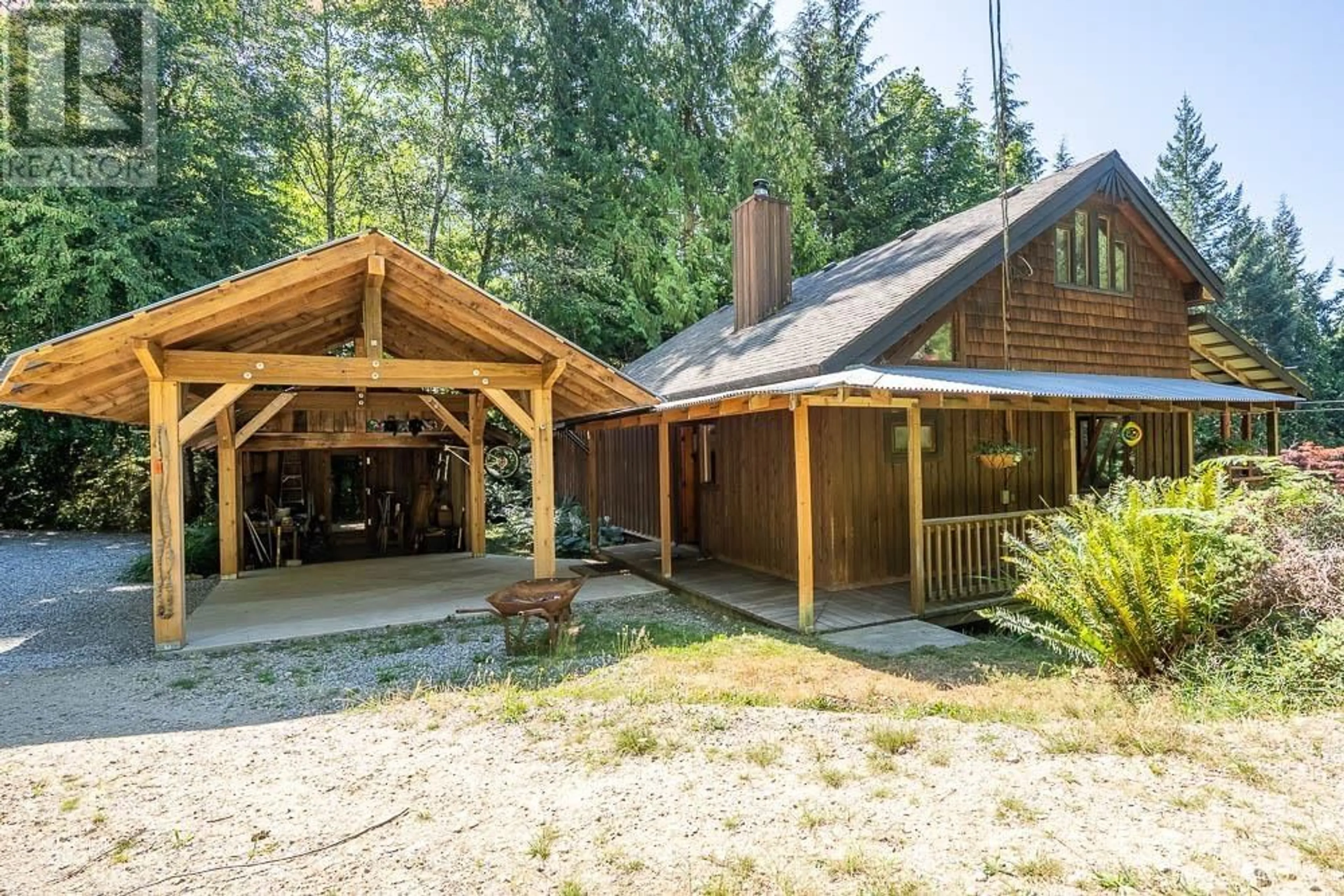 Patio, unknown for 2931 GRAUMAN ROAD, Roberts Creek British Columbia V0N2W1