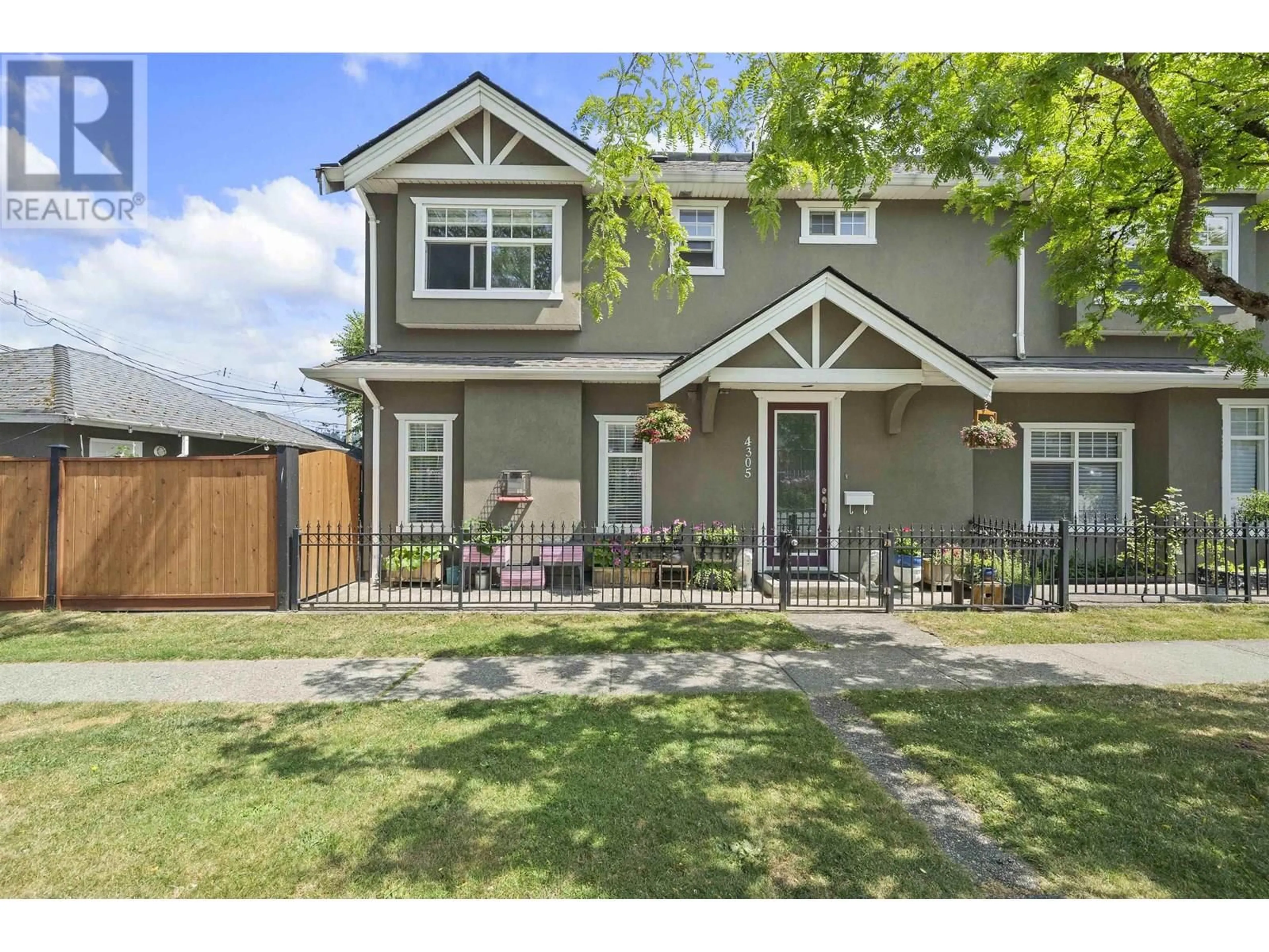 Home with vinyl exterior material, street for 4305 ALBERT STREET, Burnaby British Columbia V5C2E9
