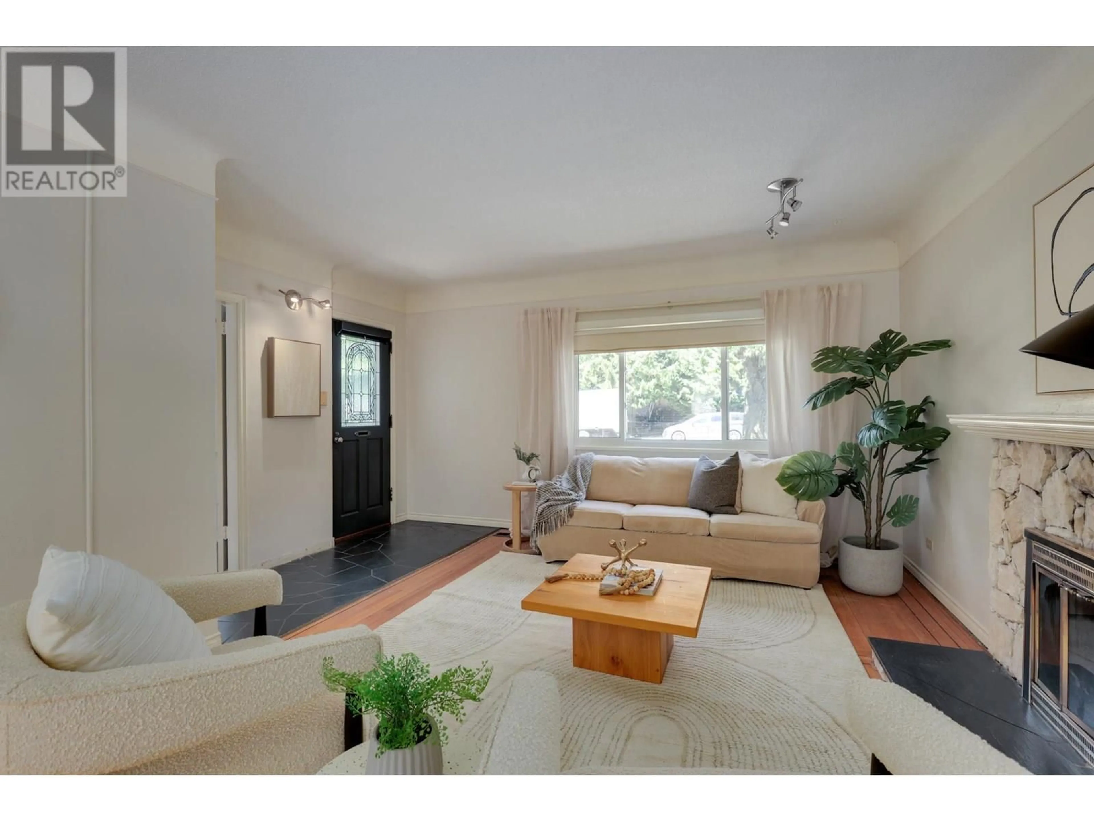 Living room with furniture, unknown for 1630 64TH AVENUE, Vancouver British Columbia V6P2P1