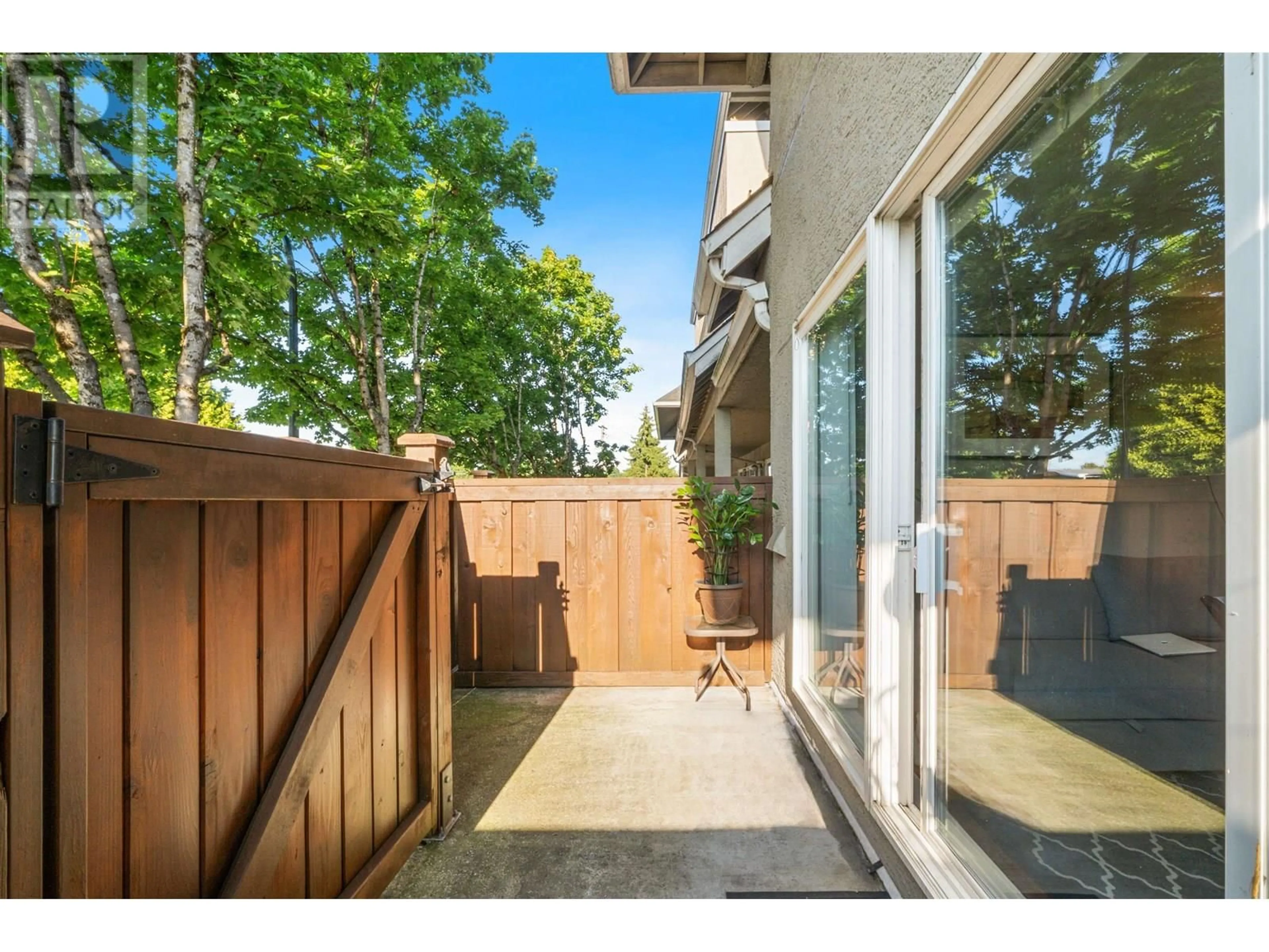 Patio, street for 102 - 1570 PRAIRIE AVENUE, Port Coquitlam British Columbia V3B1T4