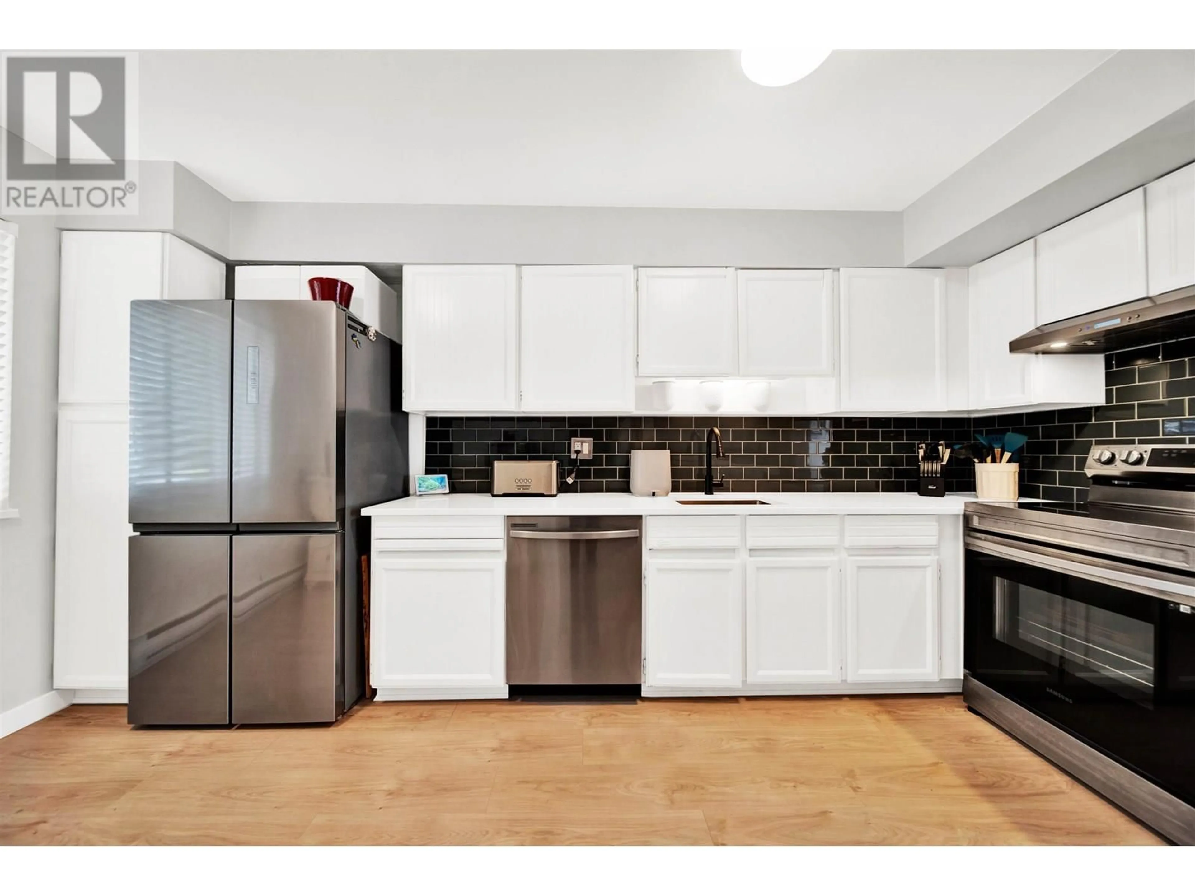 Standard kitchen, unknown for 21 - 10680 SPRINGMONT DRIVE, Richmond British Columbia V7E1W1