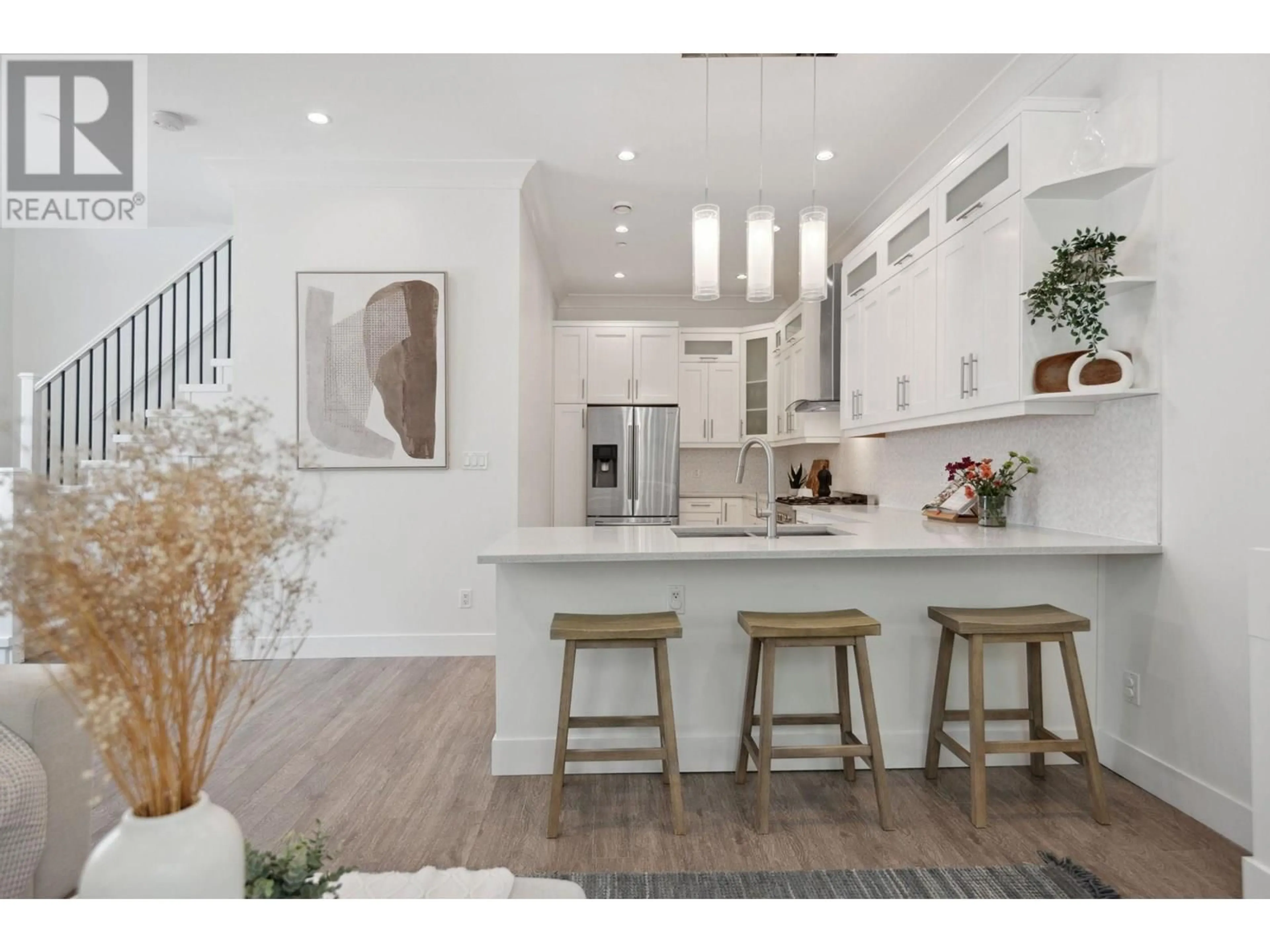 Open concept kitchen, unknown for 715 10TH AVENUE, Vancouver British Columbia V5T2A8