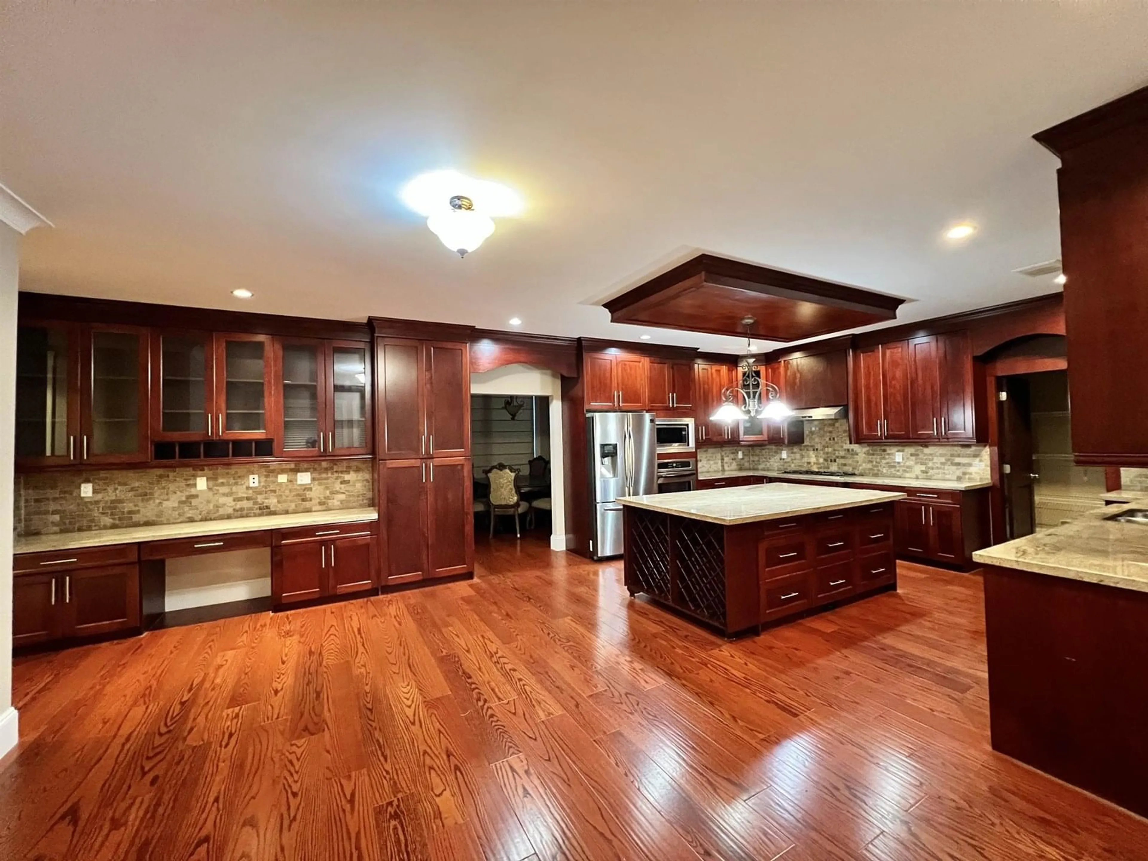 Open concept kitchen, unknown for 12348 21A, Surrey British Columbia V4A9Y7