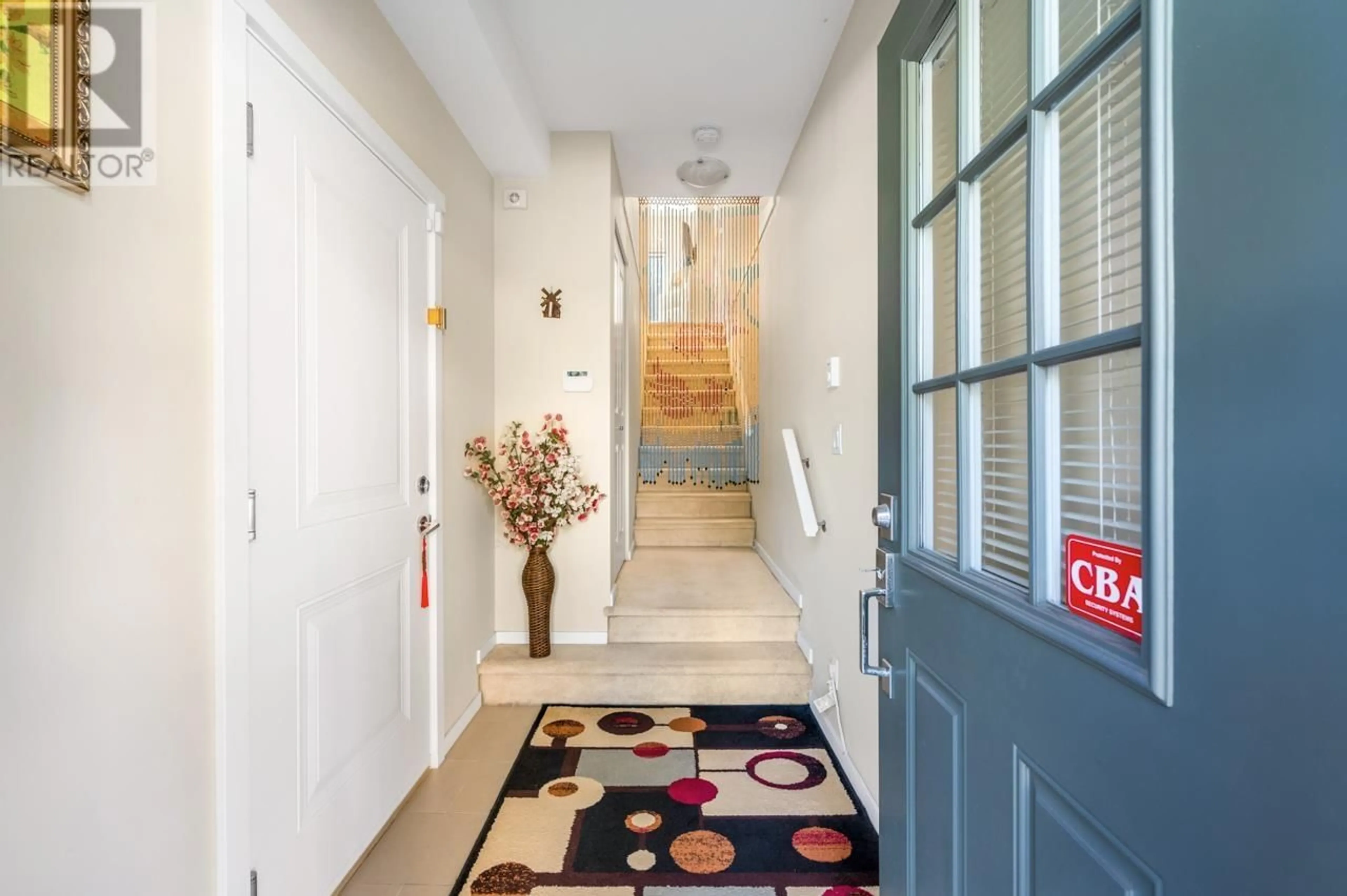 Indoor foyer for 25 - 1125 KENSAL PLACE, Coquitlam British Columbia V3B0G3