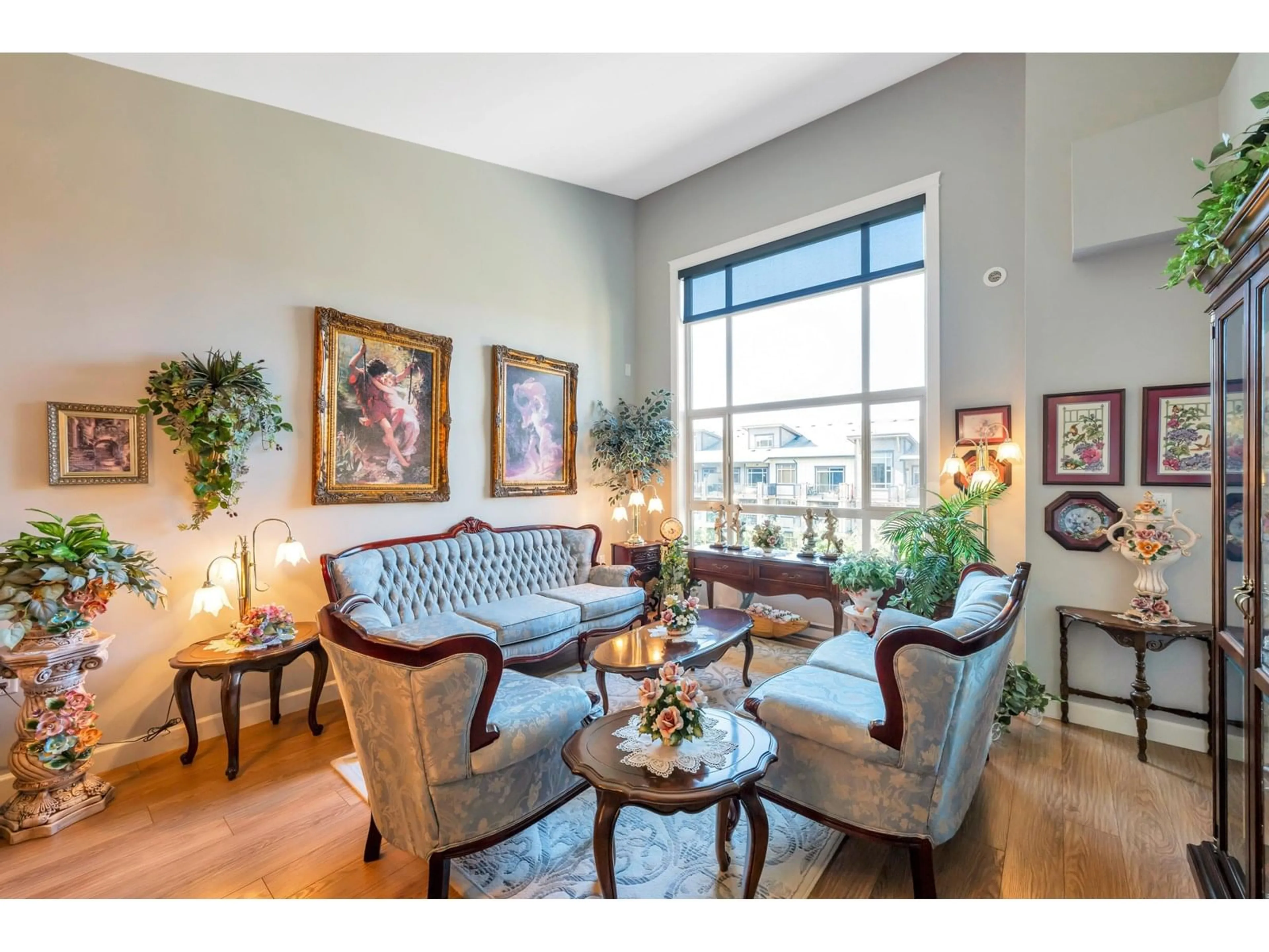 Living room with furniture, unknown for 513 - 8218 207A, Langley British Columbia V2Y0Y1