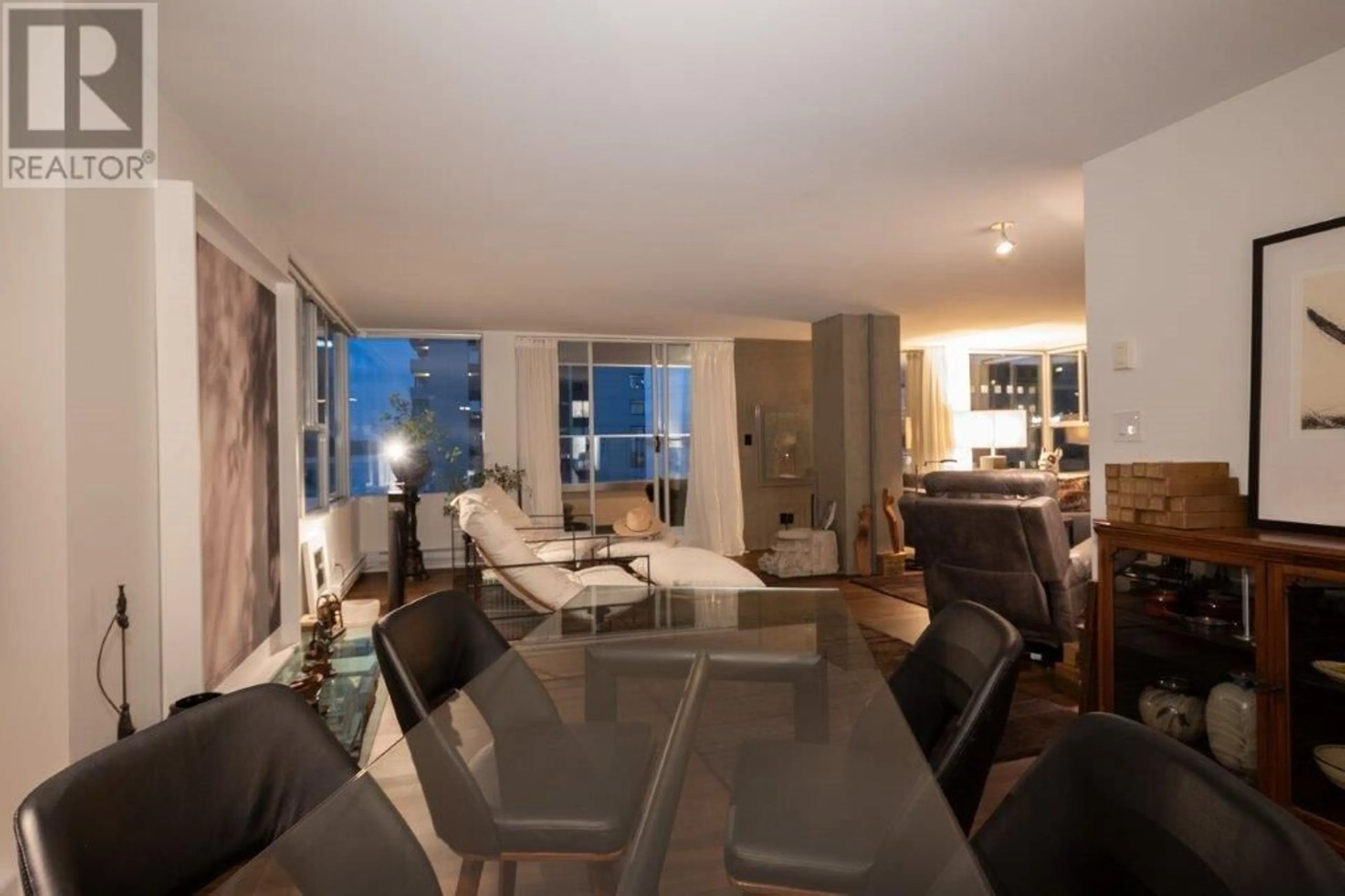 Unknown for 400 - 1819 BELLEVUE AVENUE, West Vancouver British Columbia V7V1B2