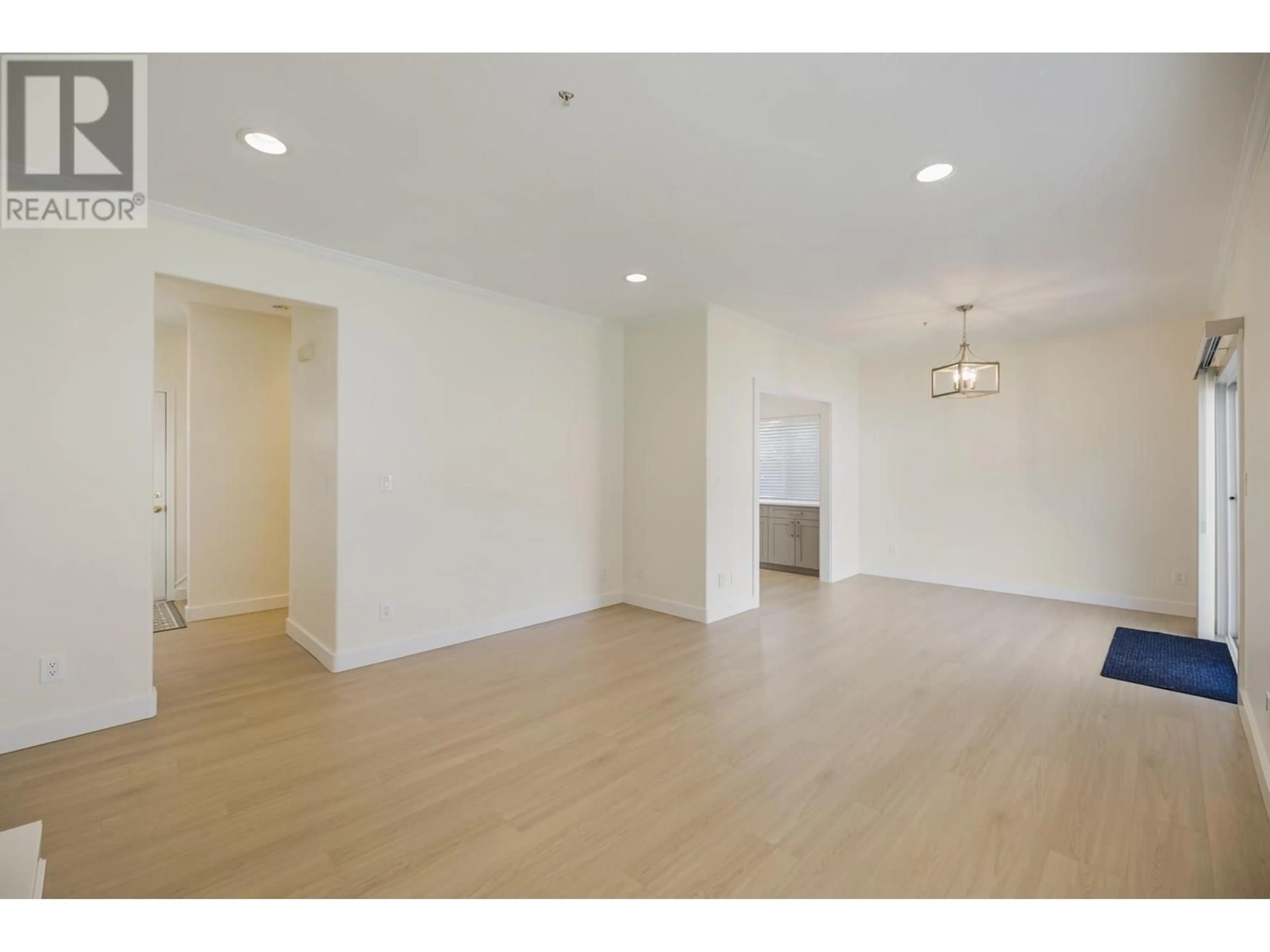 A pic of a room for 2229 OXFORD STREET, Vancouver British Columbia V5L1G2