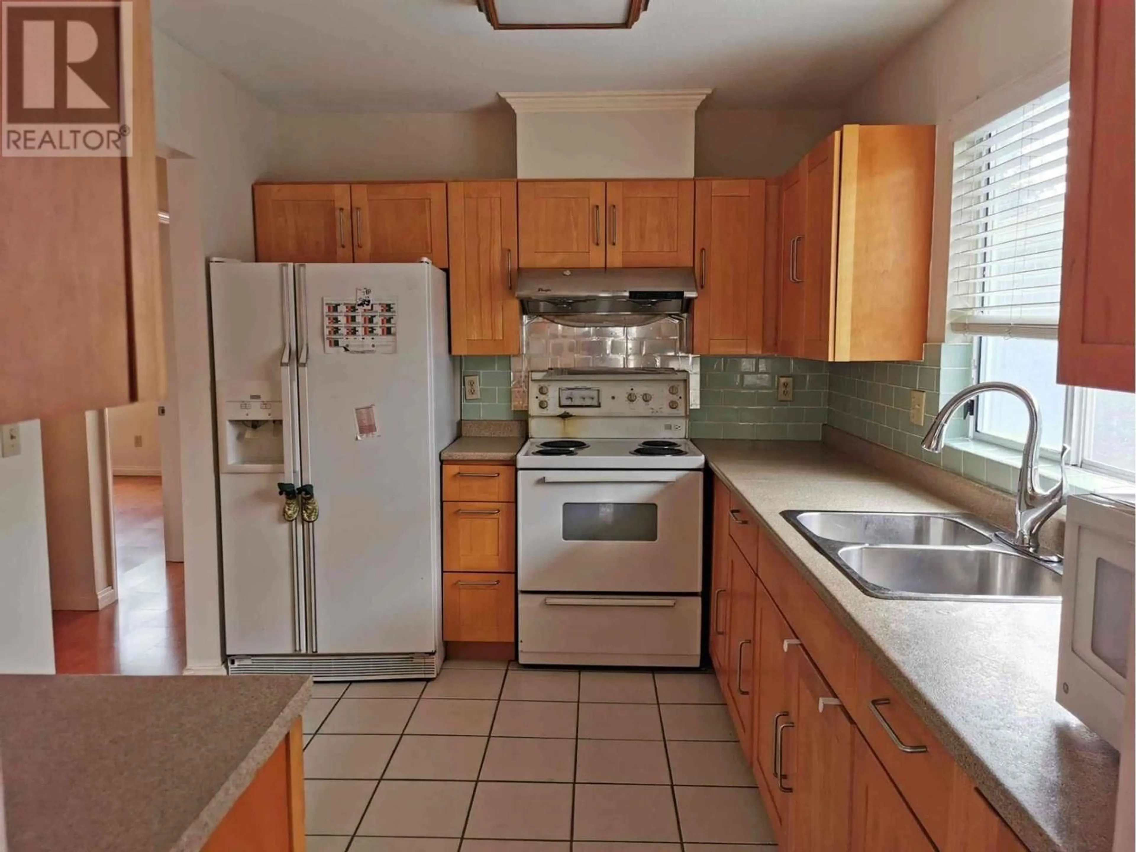 Standard kitchen, ceramic/tile floor for 4 - 3600 CUNNINGHAM DRIVE, Richmond British Columbia V6X3P9