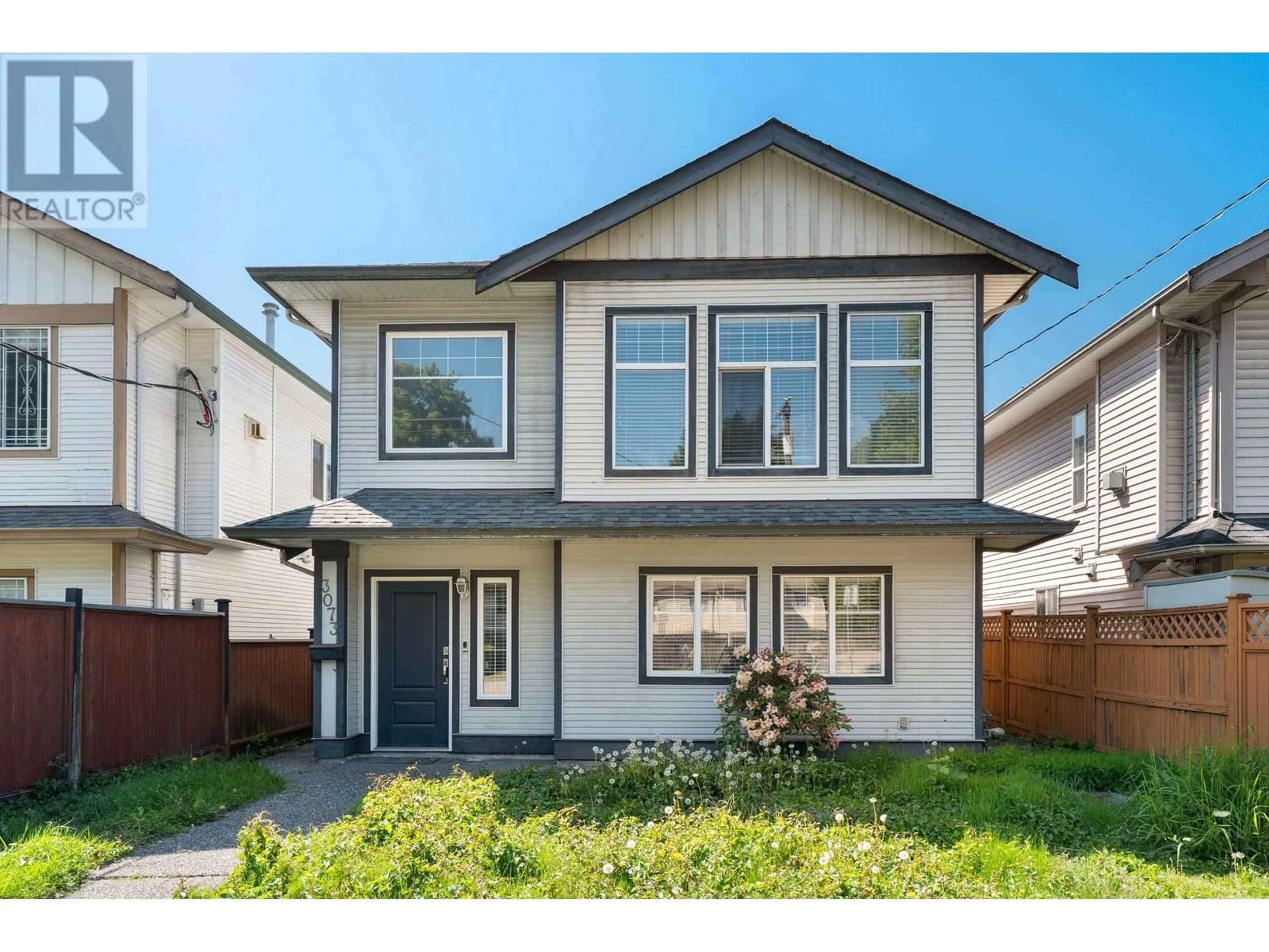 Home with vinyl exterior material, street for 3073 COAST MERIDIAN ROAD, Port Coquitlam British Columbia V3B3N1