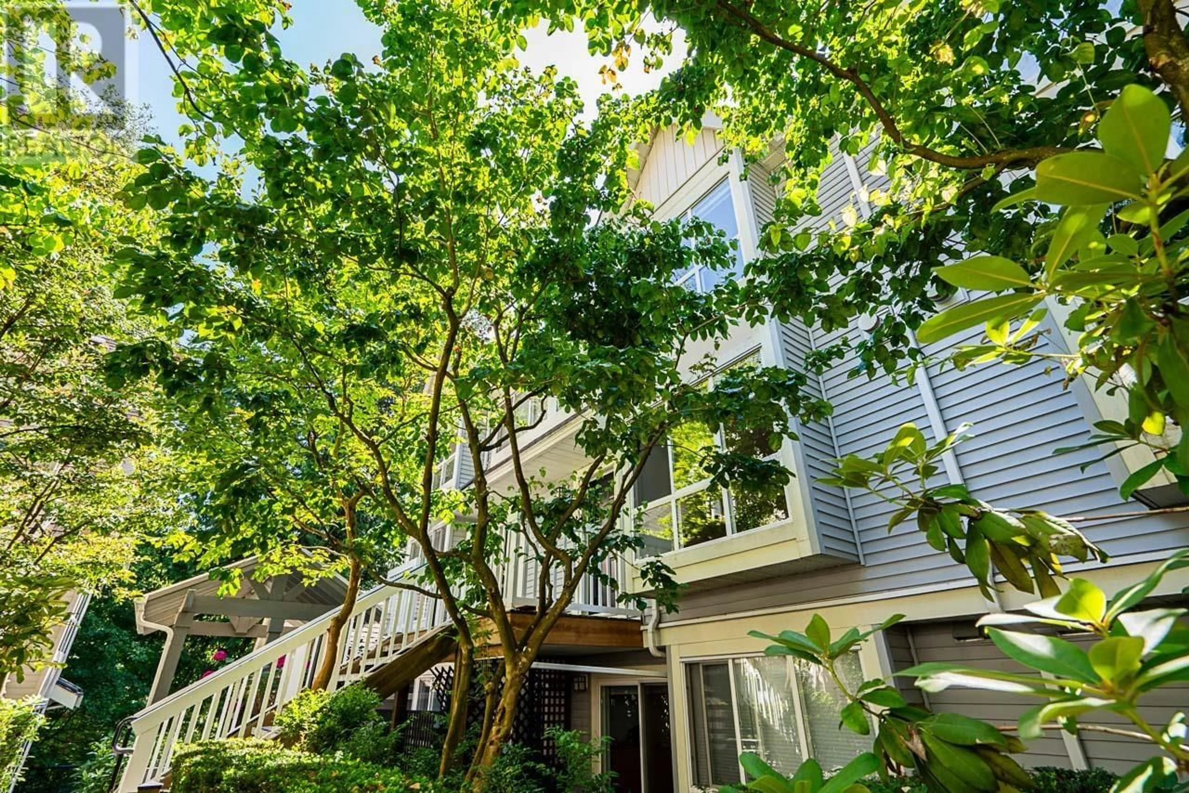 Patio, street for 5 - 1075 LYNN VALLEY ROAD, North Vancouver British Columbia V7J1Z6