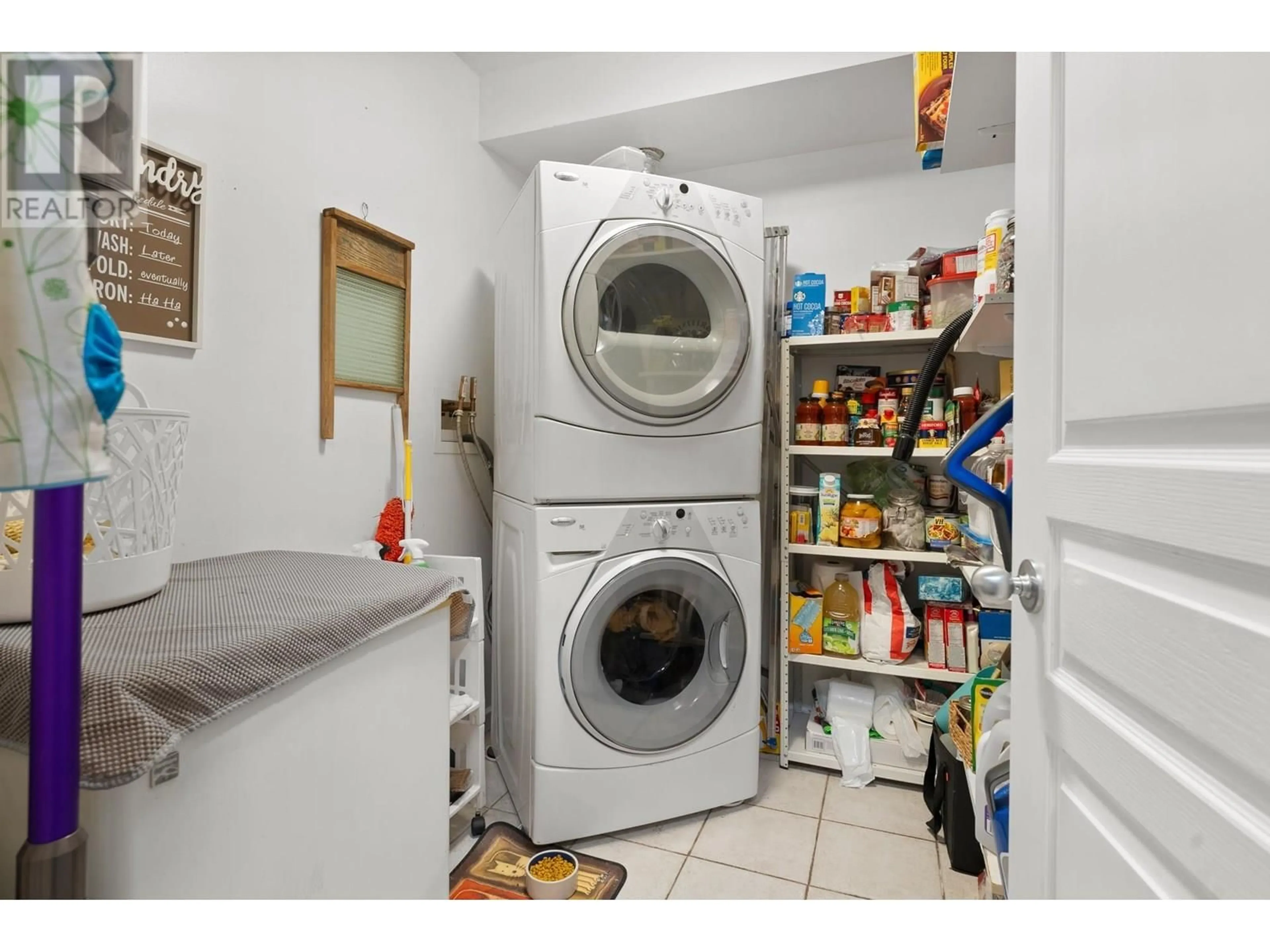 Laundry room for 320 - 1120 TSATSU SHORES DRIVE, Tsawwassen British Columbia V4M4G3