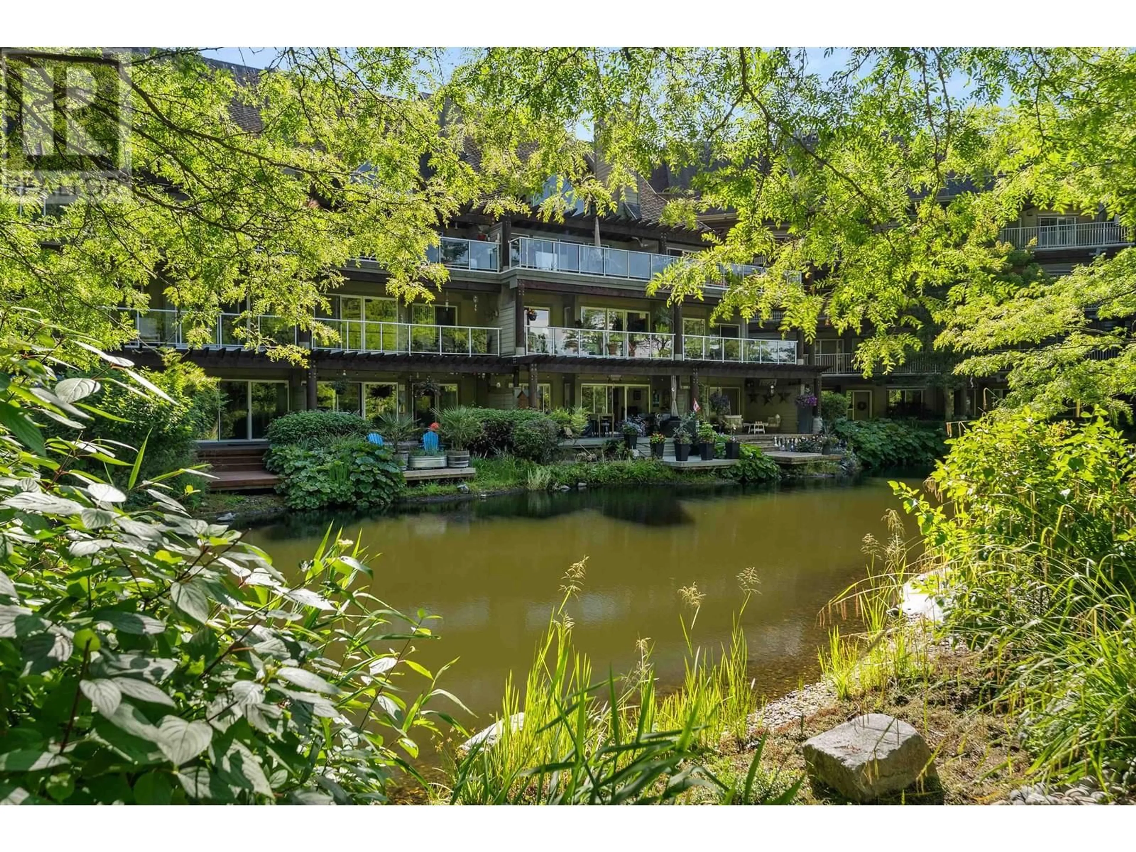 Patio, water/lake/river/ocean view for 320 - 1120 TSATSU SHORES DRIVE, Tsawwassen British Columbia V4M4G3