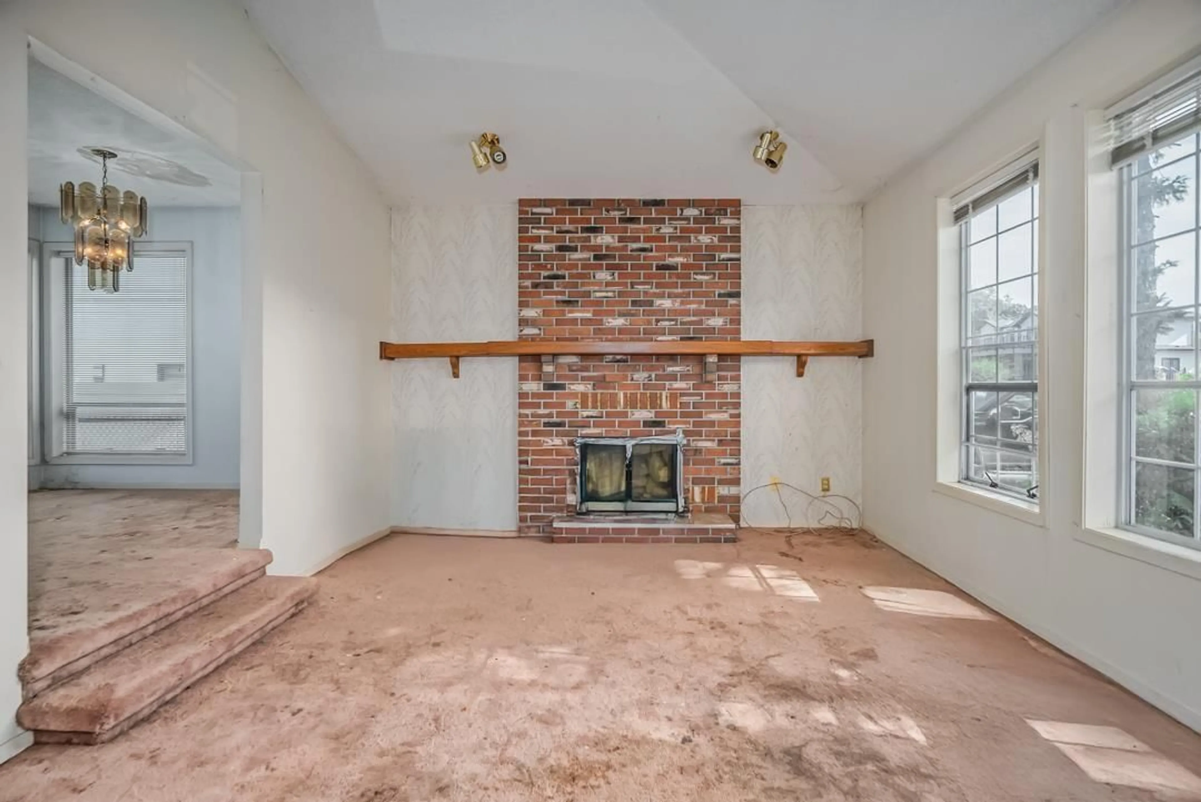 Unknown for 2451 GROSVENOR, Abbotsford British Columbia V2S6R5