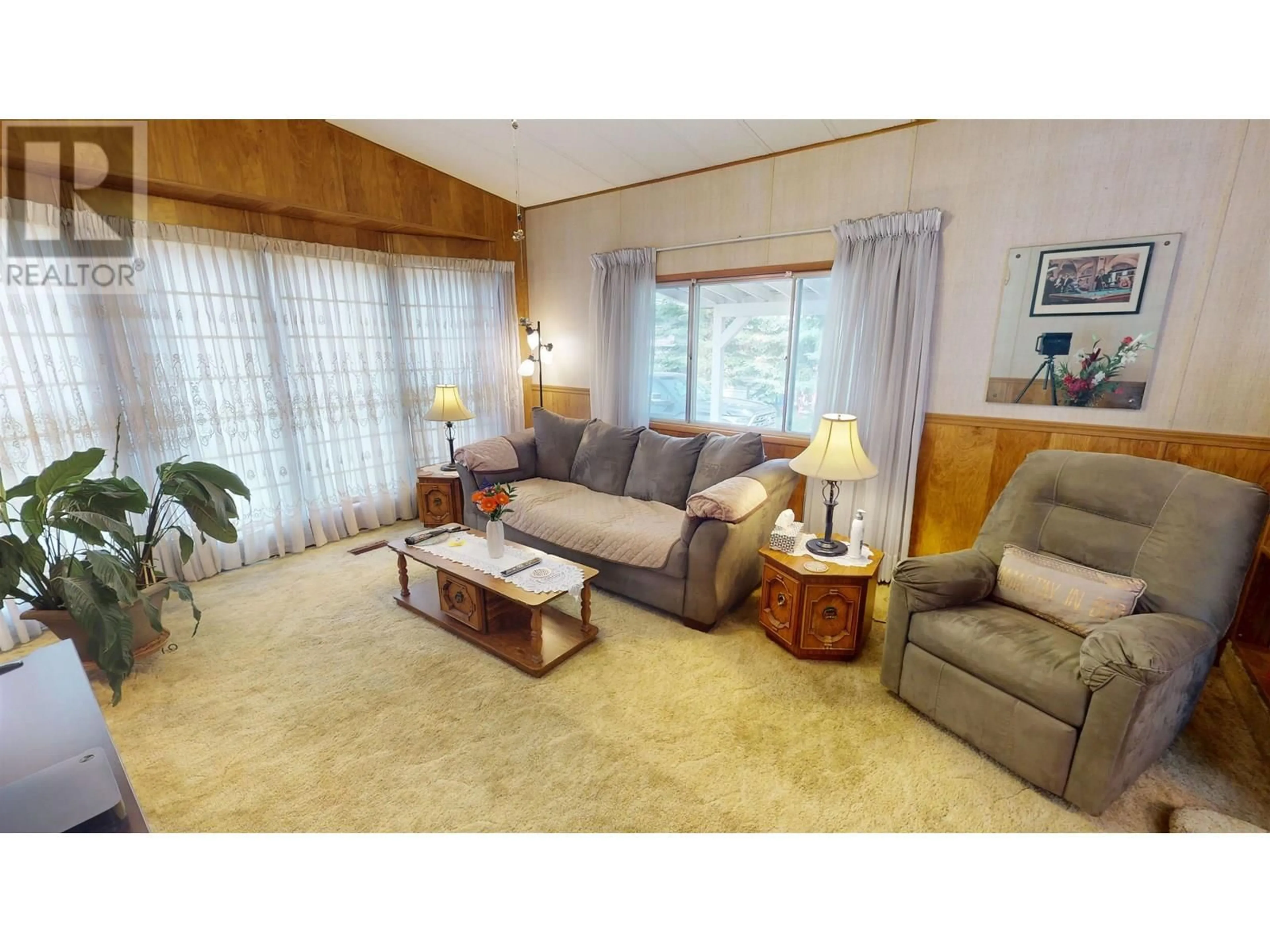 Living room with furniture, unknown for 6 - 2610 RICHARDSON ROAD, Quesnel British Columbia V2J4R7