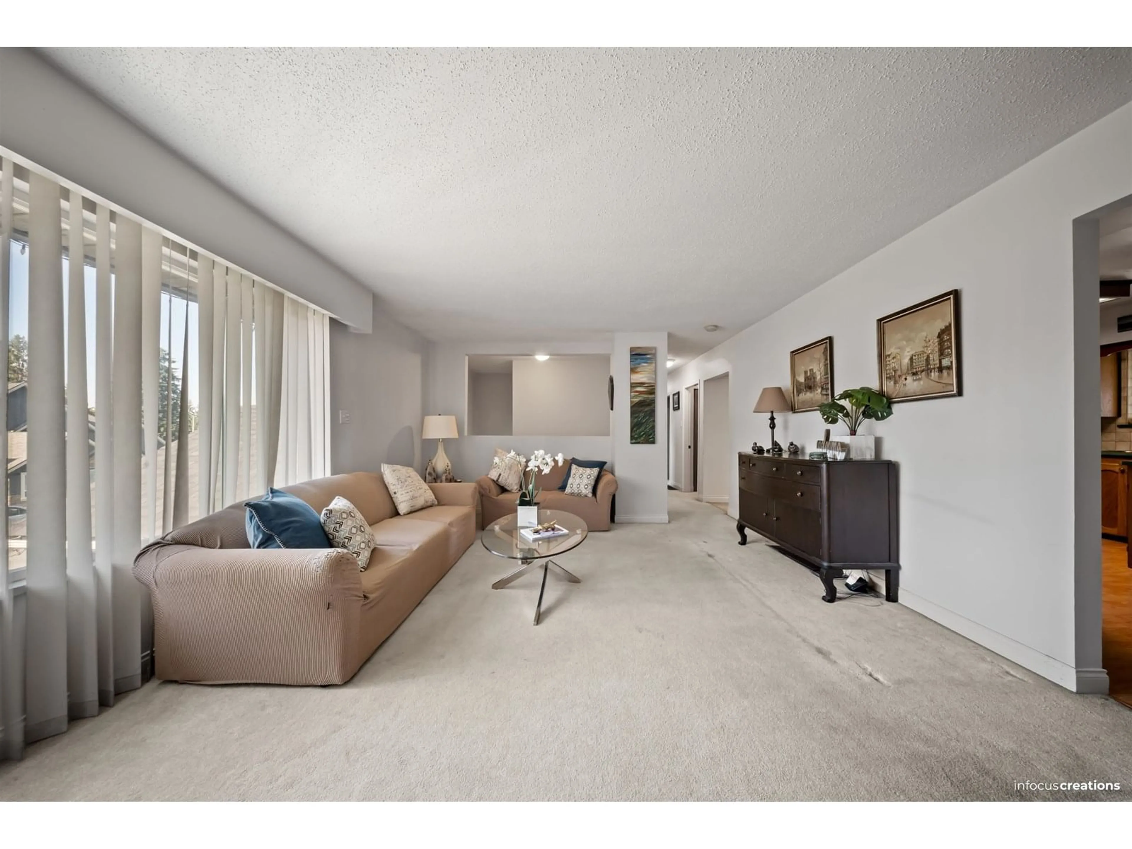 Living room with furniture, unknown for 13850 78A, Surrey British Columbia V3W2Y5