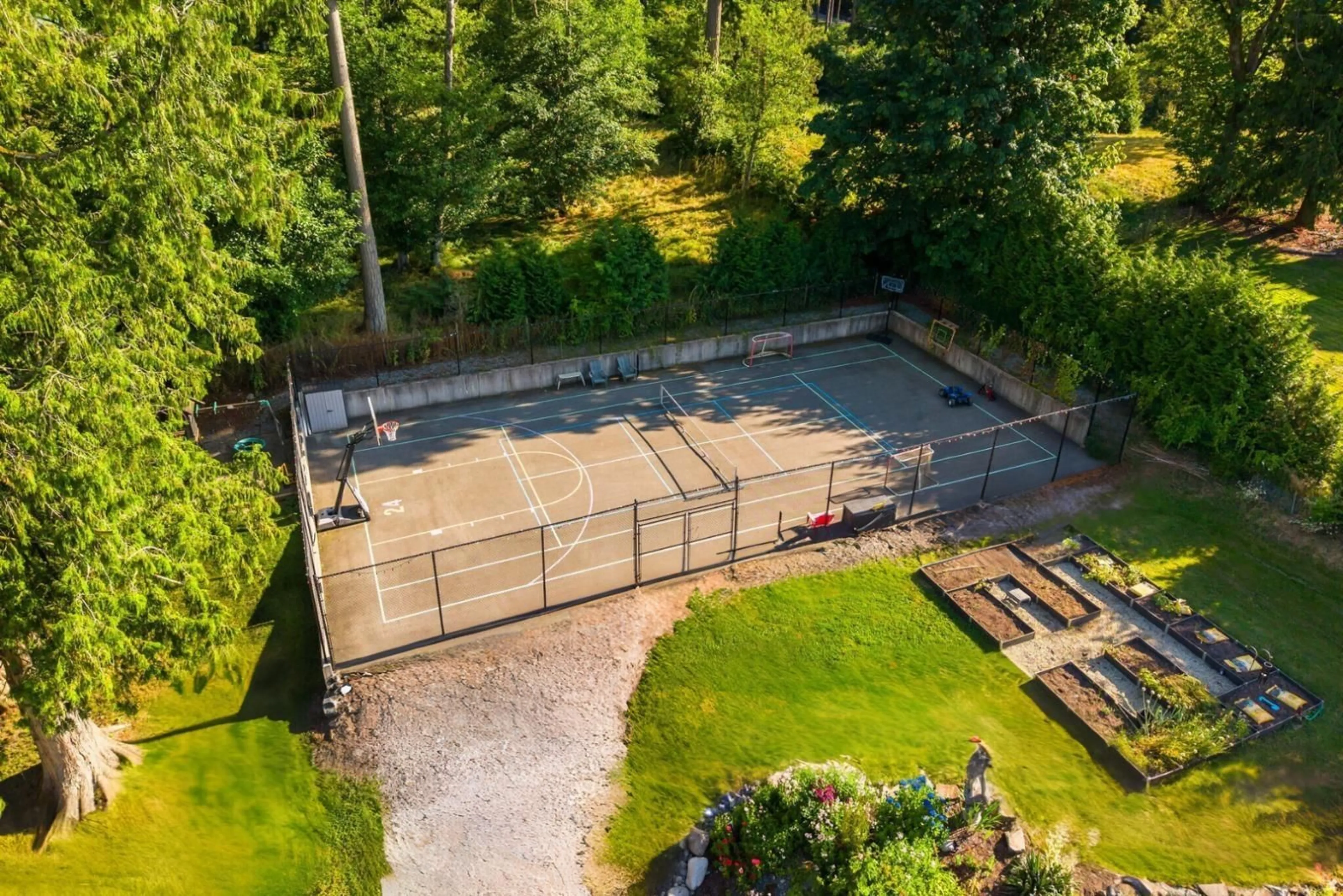 A pic from outside/outdoor area/front of a property/back of a property/a pic from drone, unknown for 205 210, Langley British Columbia V2Z2G6