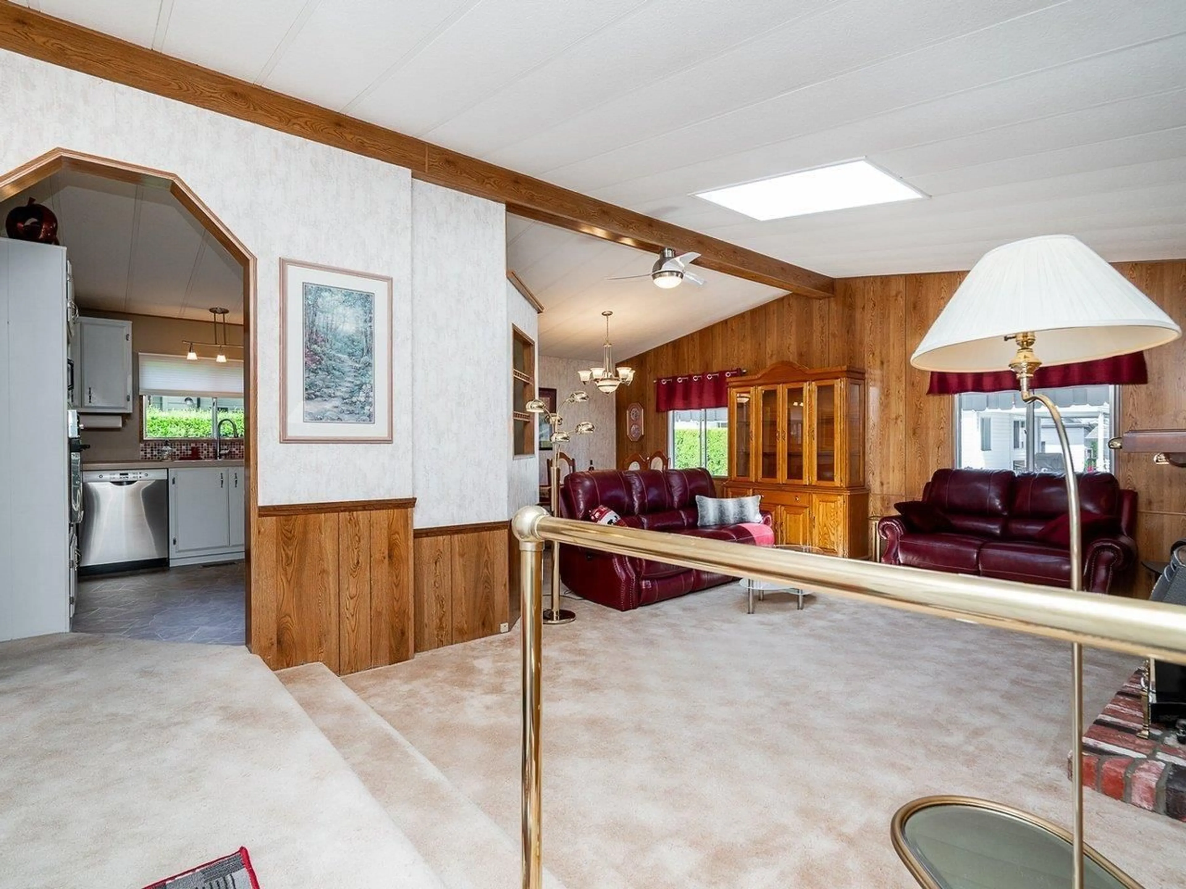 Indoor foyer for 28 - 2303 CRANLEY, Surrey British Columbia V4A8X2