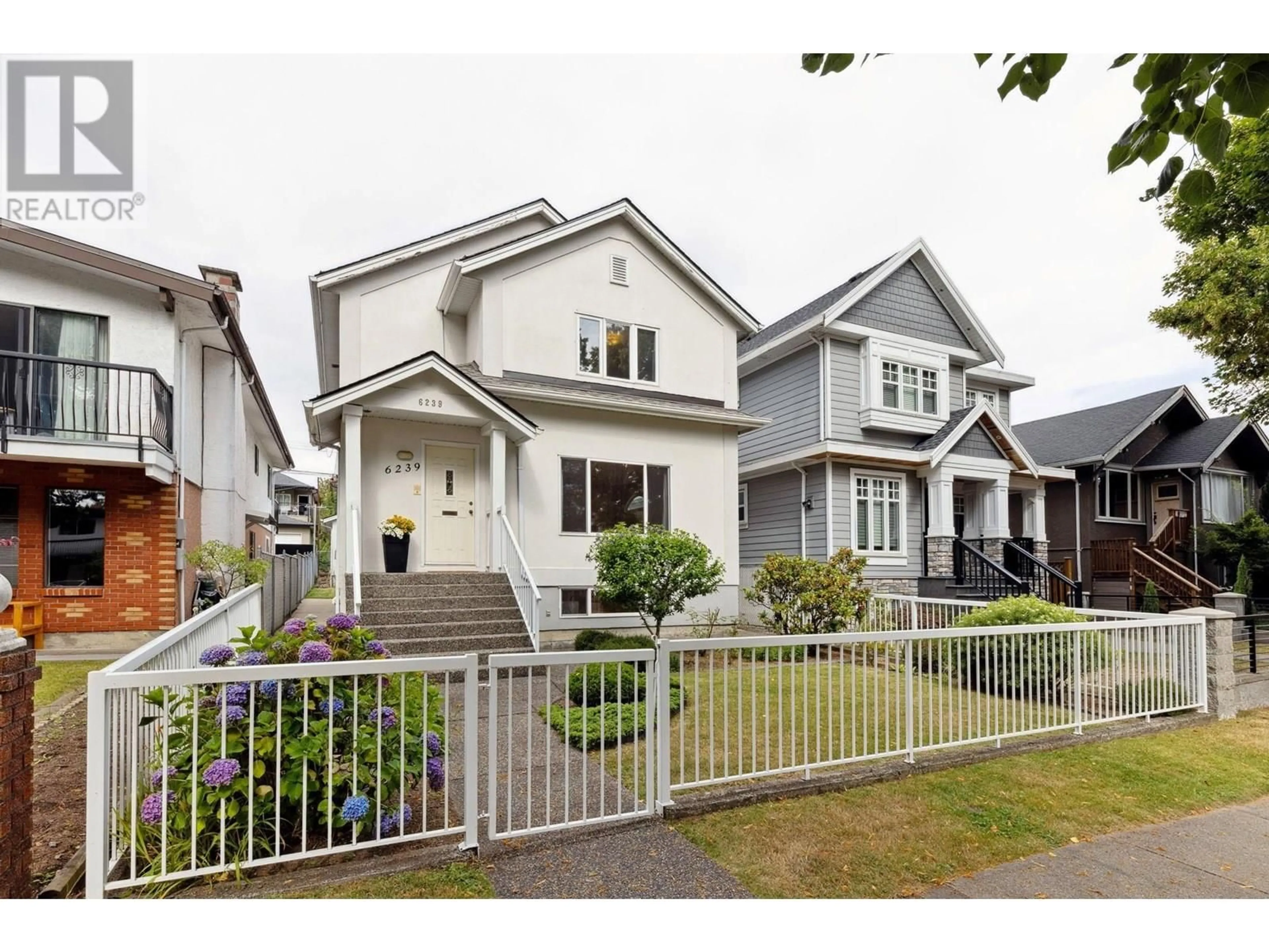 Home with vinyl exterior material, street for 6239 ST. CATHERINES STREET, Vancouver British Columbia V5W3G7