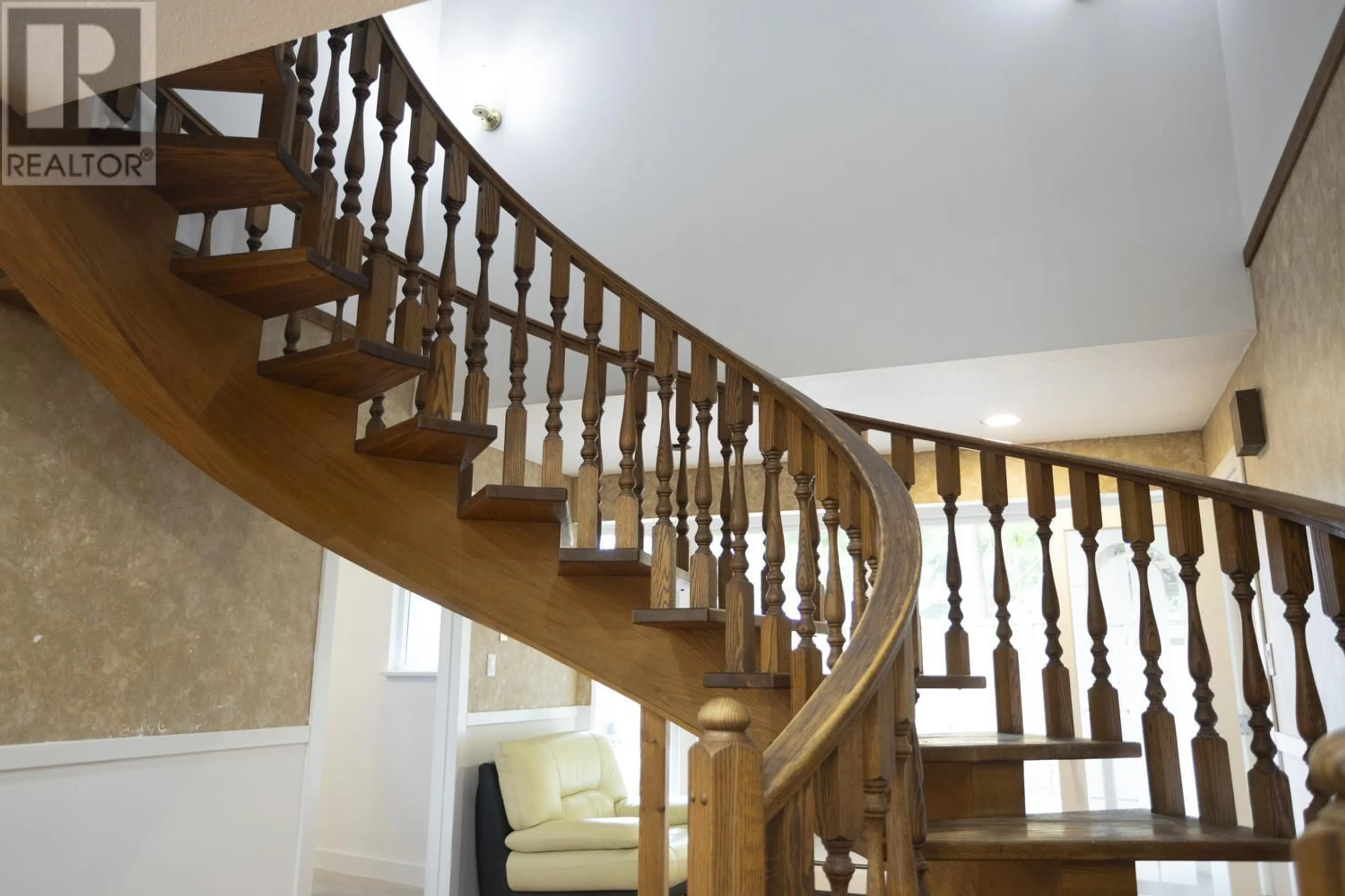 Stairs for 1786 VIEW STREET, Port Moody British Columbia V3H3Y2