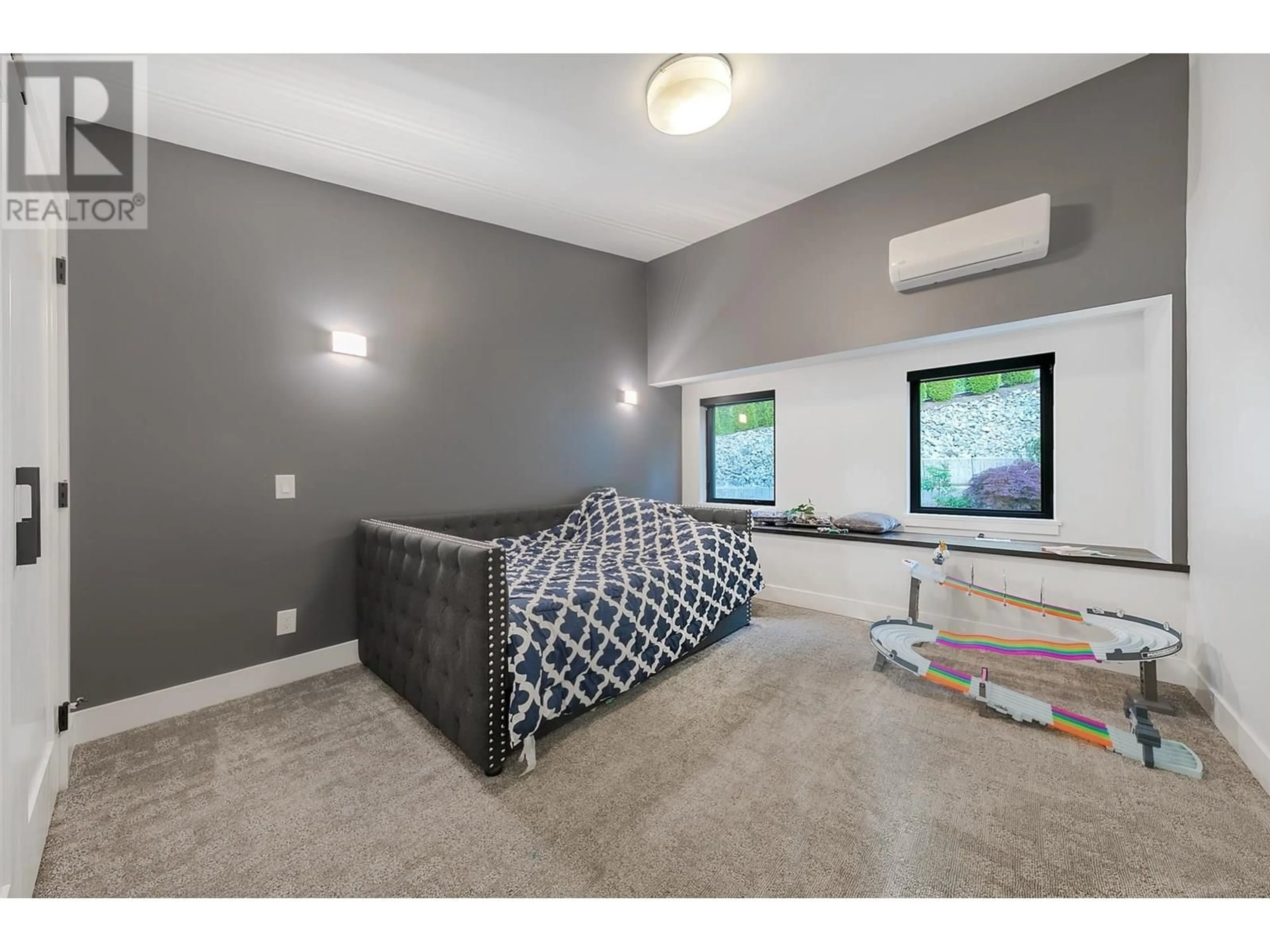 Bedroom with bed, unknown for 4031 BEDWELL BAY ROAD, Belcarra British Columbia V3H4P8