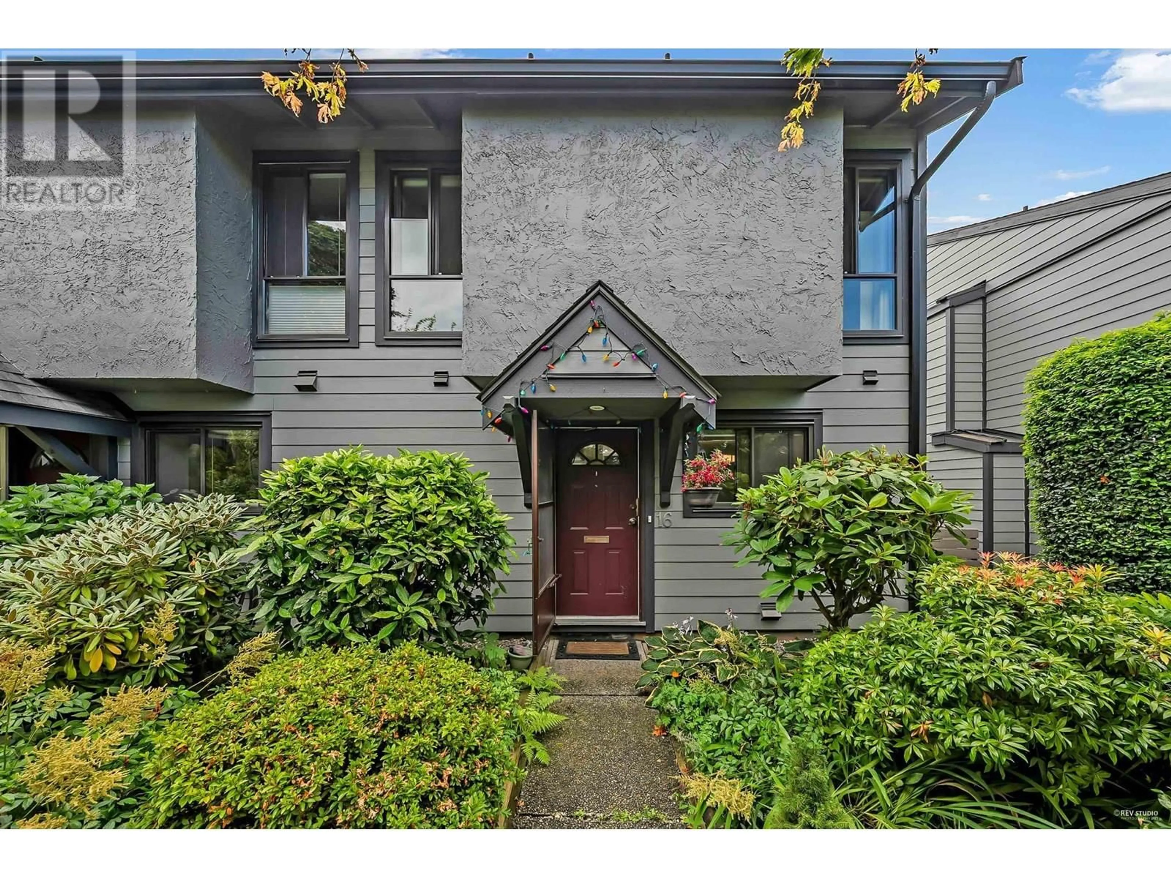 Unknown for 16 - 225 14TH STREET, North Vancouver British Columbia V7M1P4