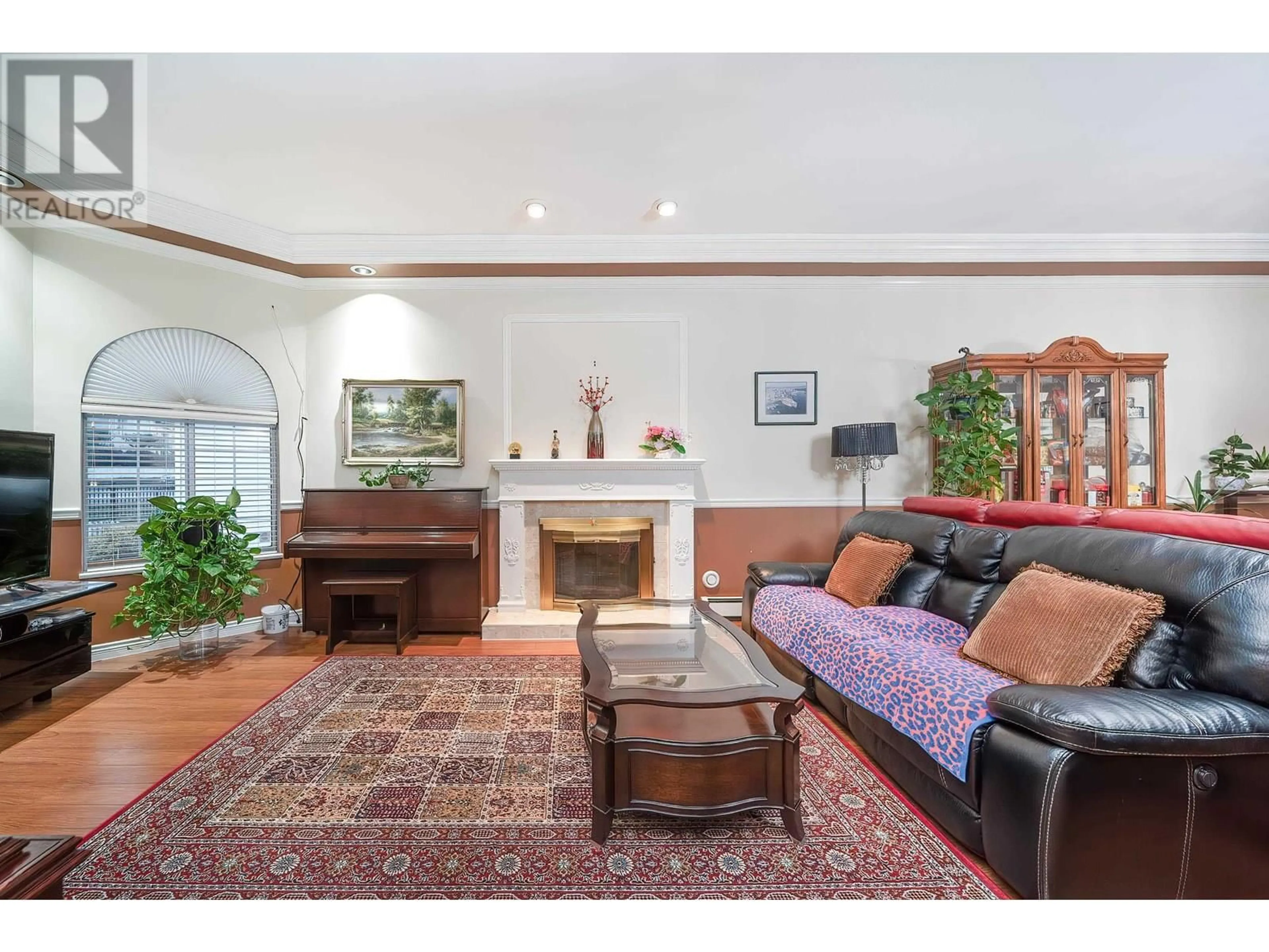 Living room with furniture, unknown for 8030 11TH AVENUE, Burnaby British Columbia V3N2N7