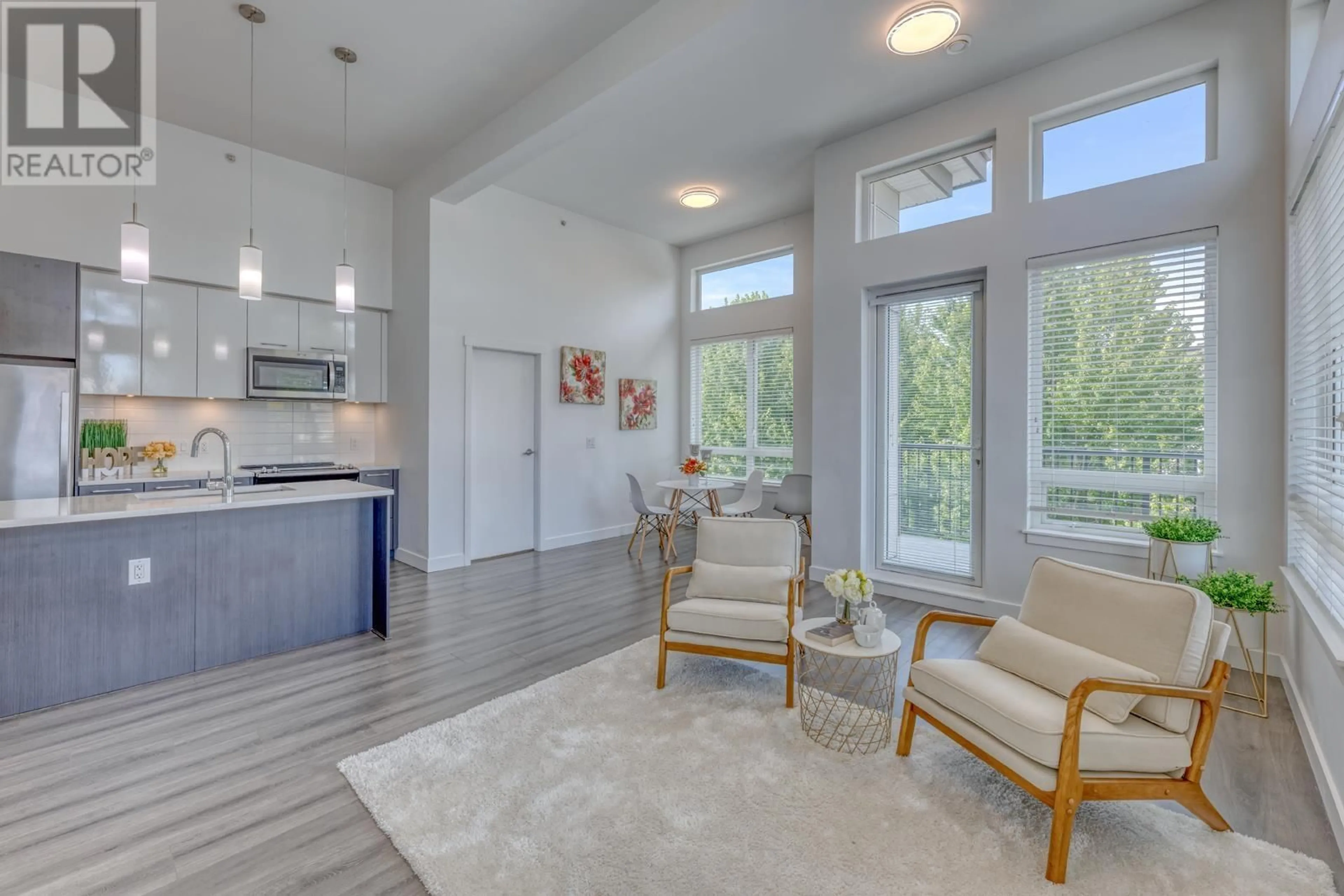 Unknown for 401 - 2382 ATKINS AVENUE, Port Coquitlam British Columbia V3C0G7