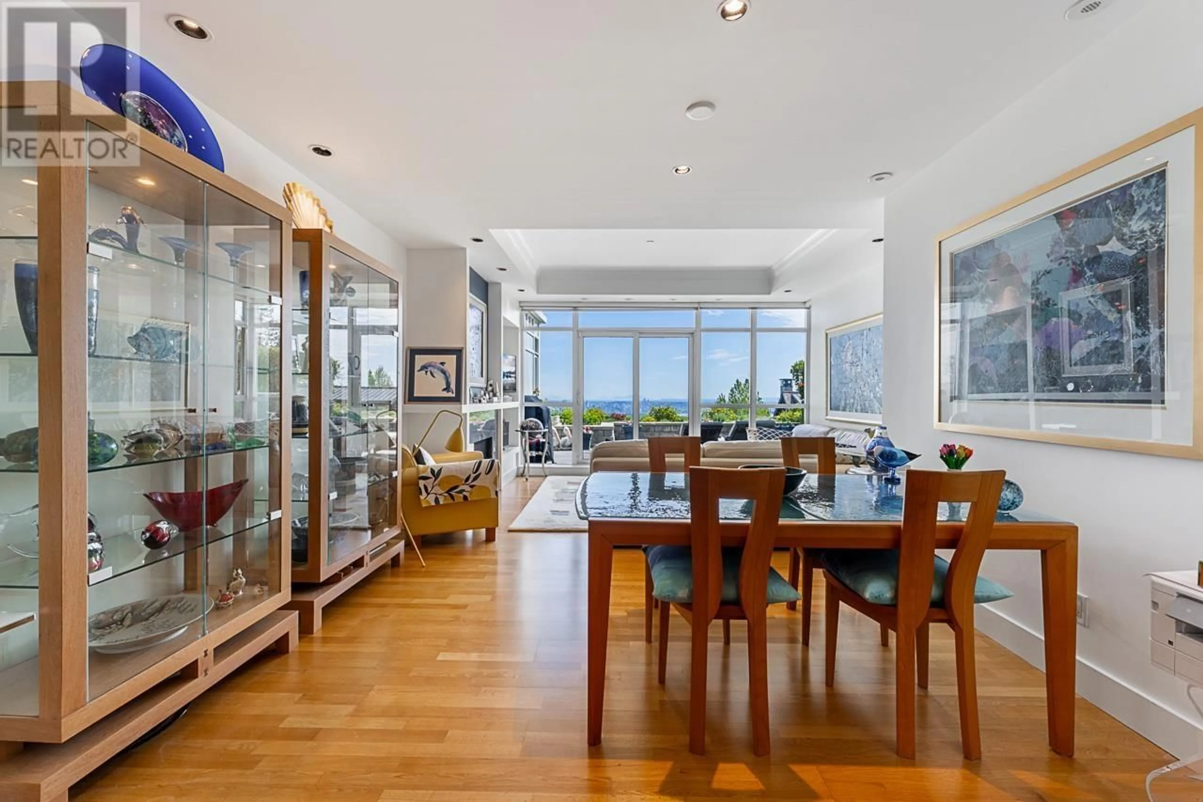 Dining room, unknown for 103 - 2210 CHIPPENDALE ROAD, West Vancouver British Columbia V7S3J4