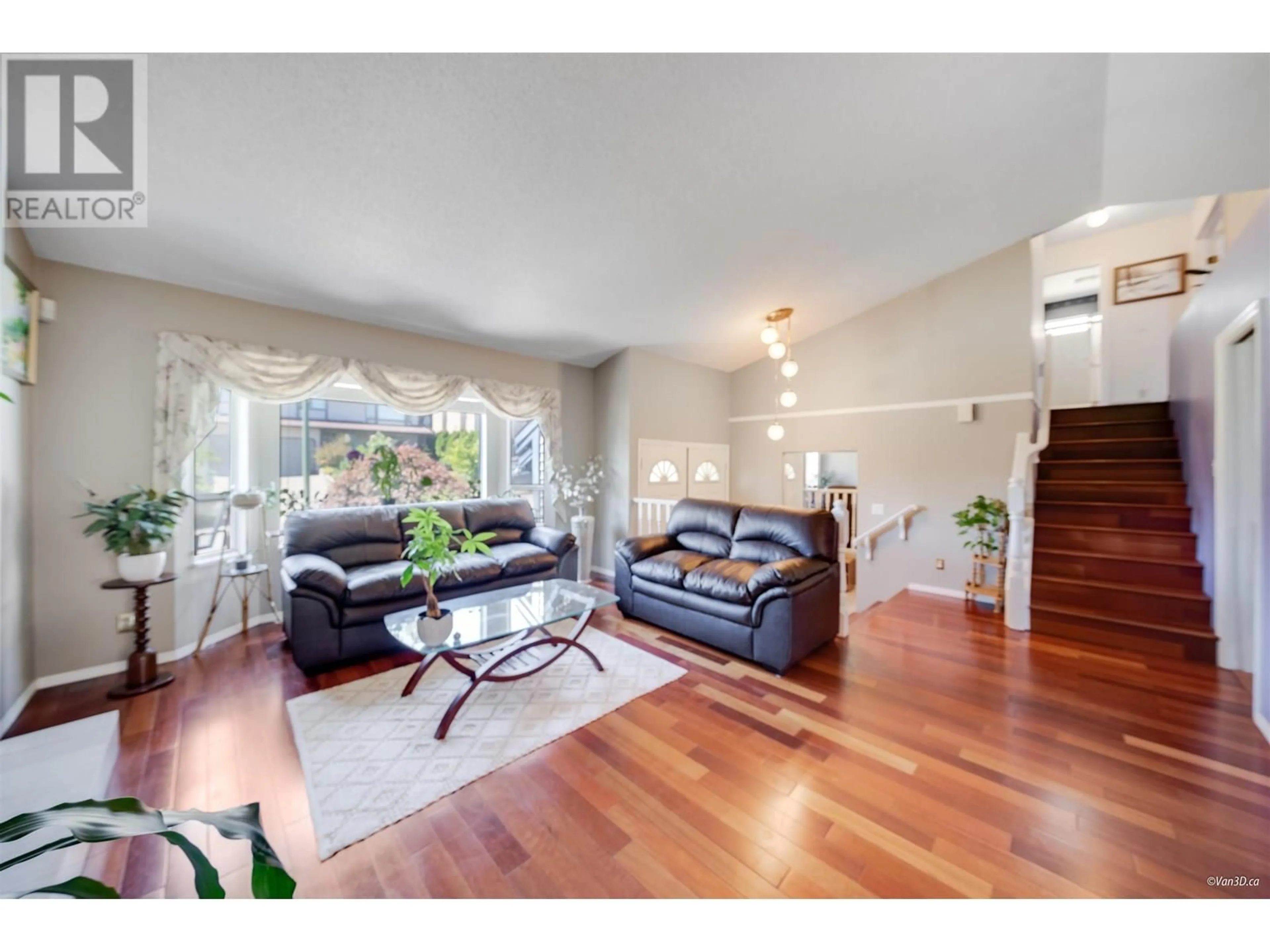 Living room with furniture, unknown for 1295 DAIMLER STREET, Coquitlam British Columbia V3B6P5