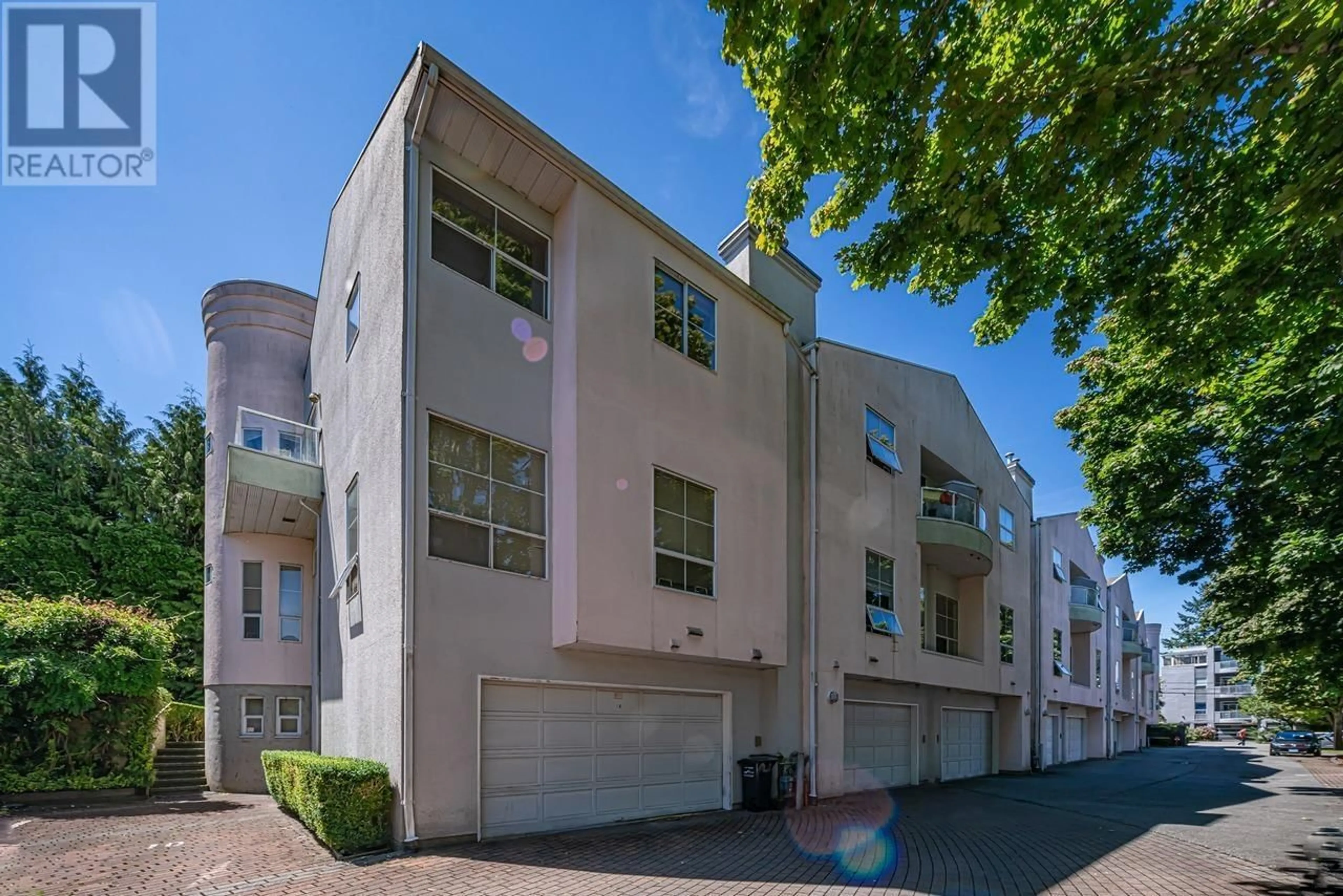 A pic from outside/outdoor area/front of a property/back of a property/a pic from drone, street for 8 - 7380 MINORU BOULEVARD, Richmond British Columbia V6Y1Z5