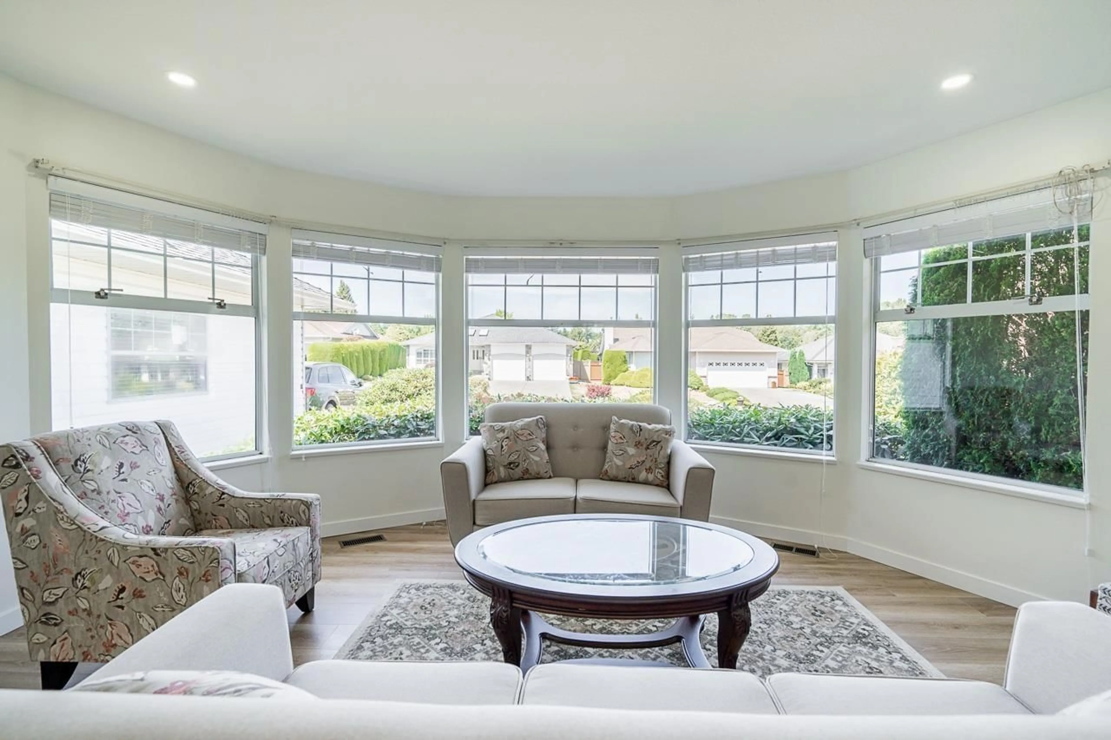 Living room with furniture, unknown for 16158 16A, Surrey British Columbia V4A9J9