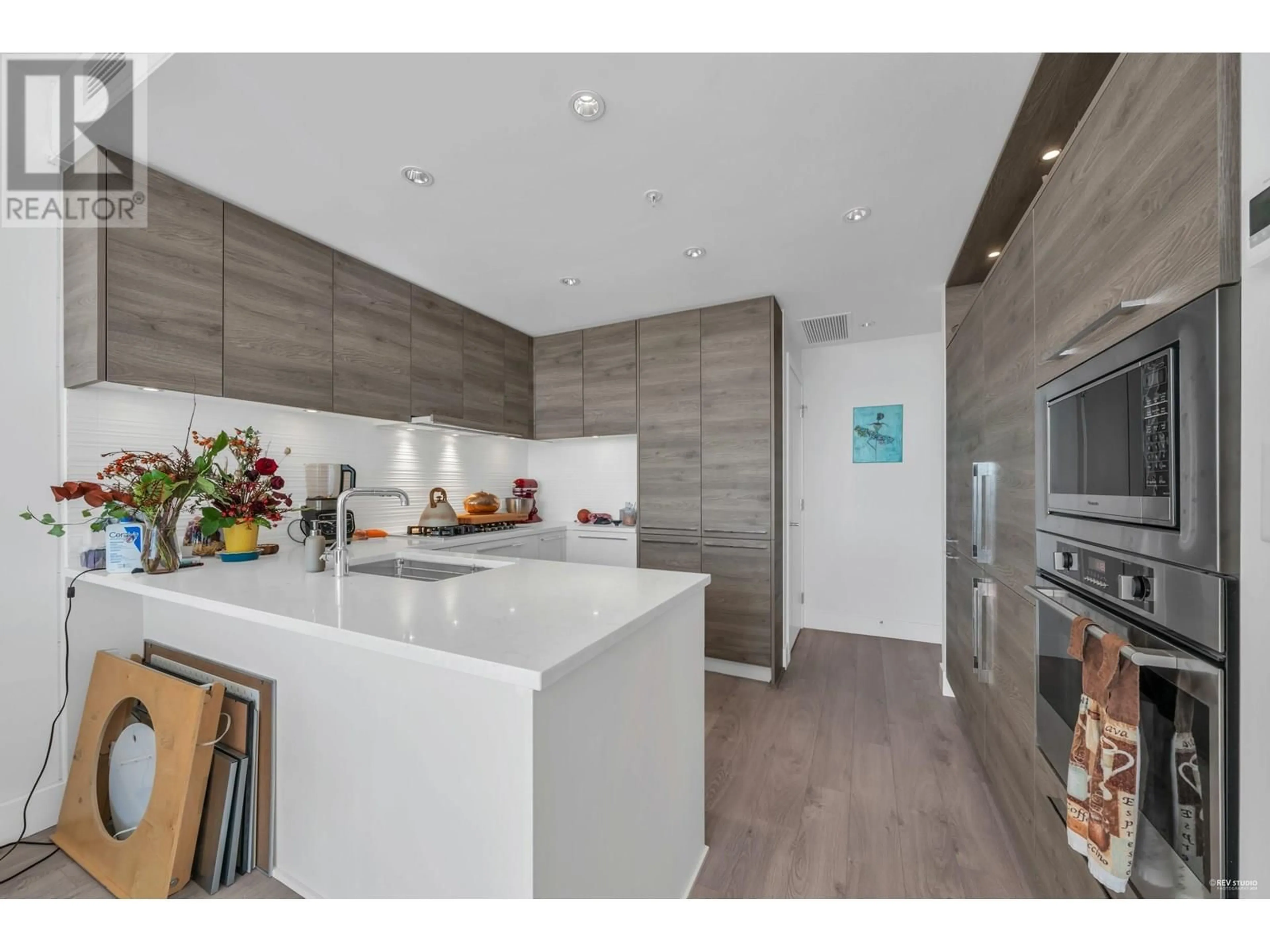 Open concept kitchen, unknown for 709 - 7303 NOBLE LANE, Burnaby British Columbia V3N0H2
