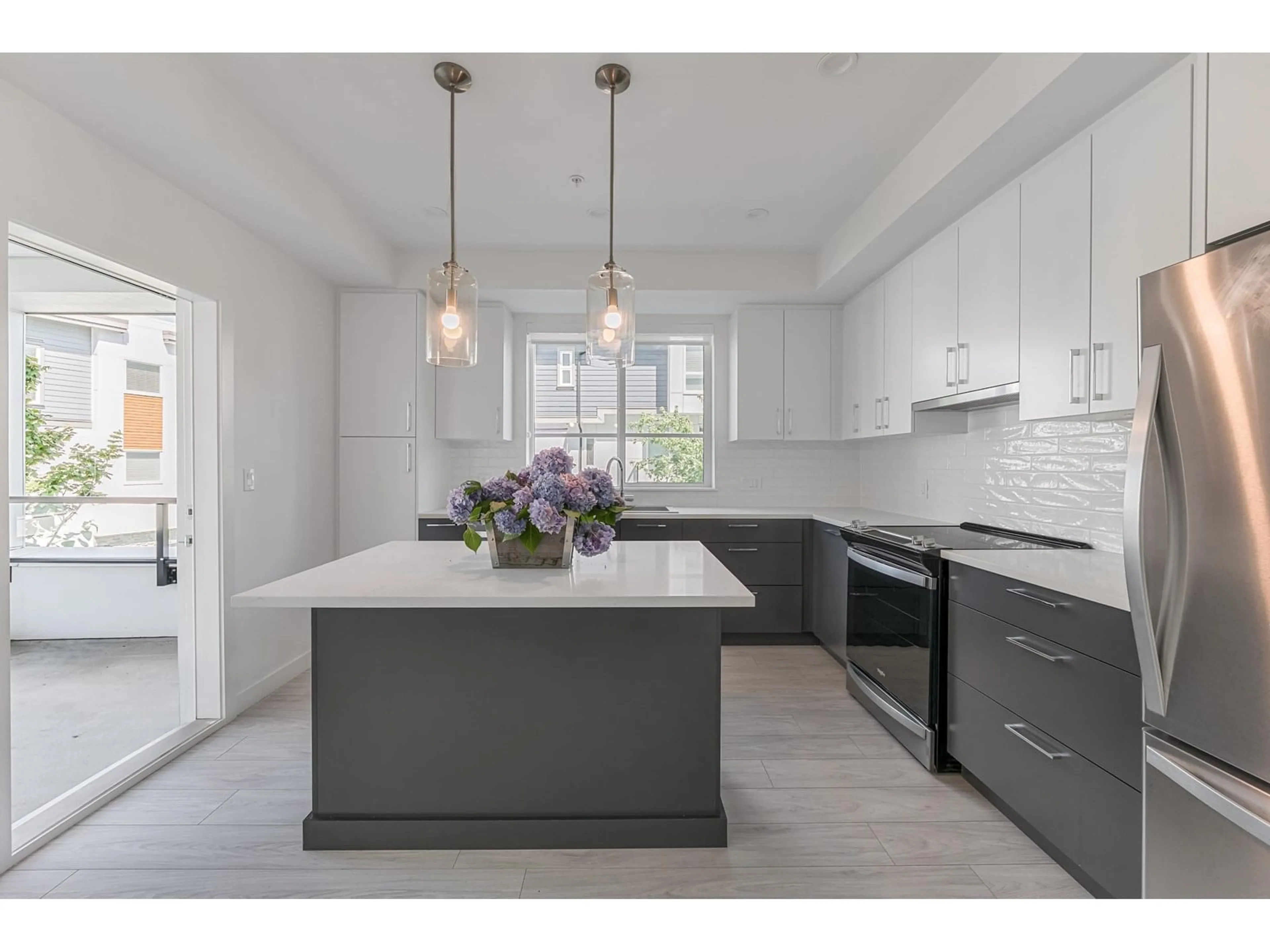 Open concept kitchen, unknown for A218 - 20834 80, Langley British Columbia V2Y3M4