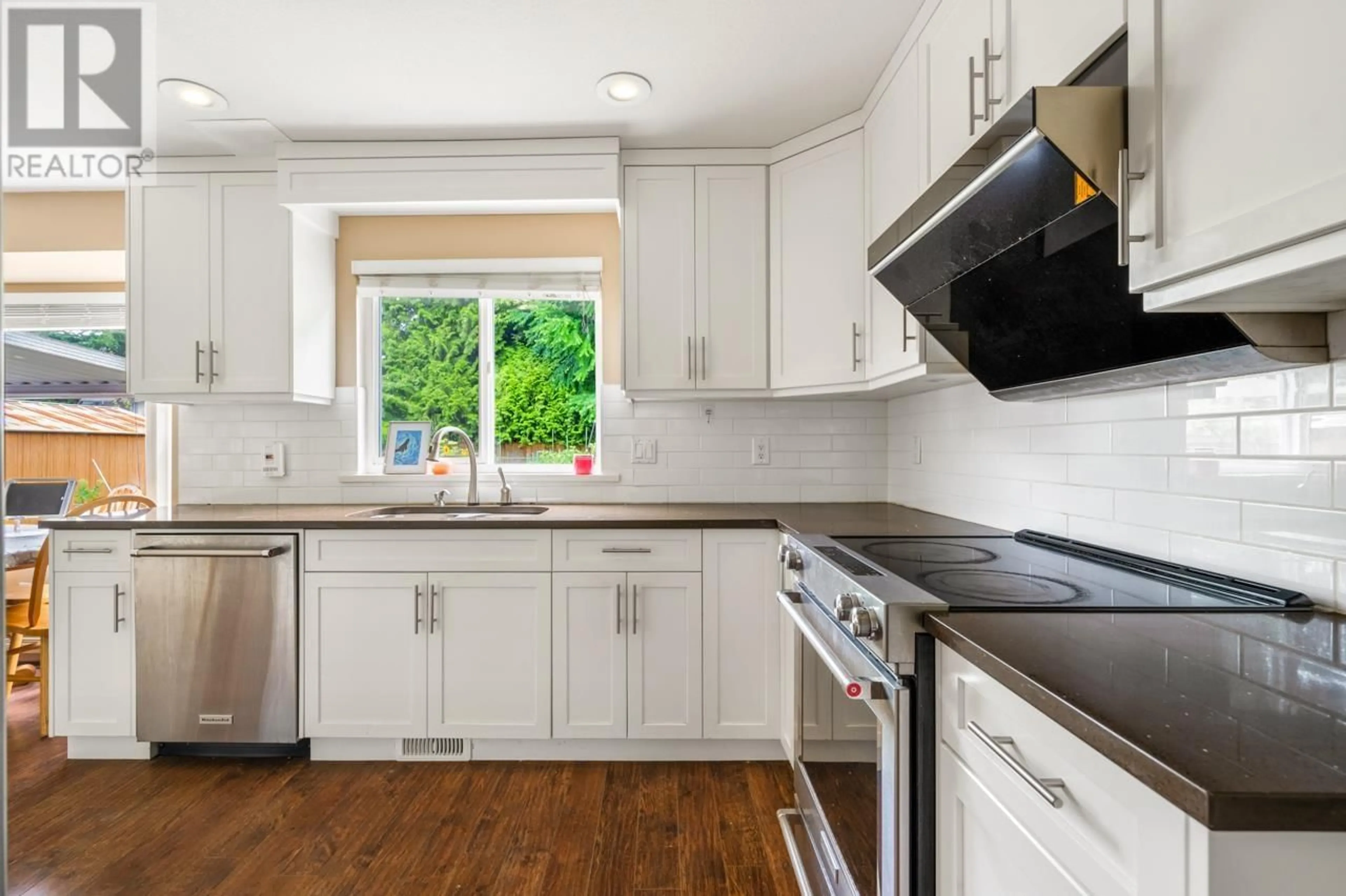 Standard kitchen, unknown for 12655 228 STREET, Maple Ridge British Columbia V2X6M9