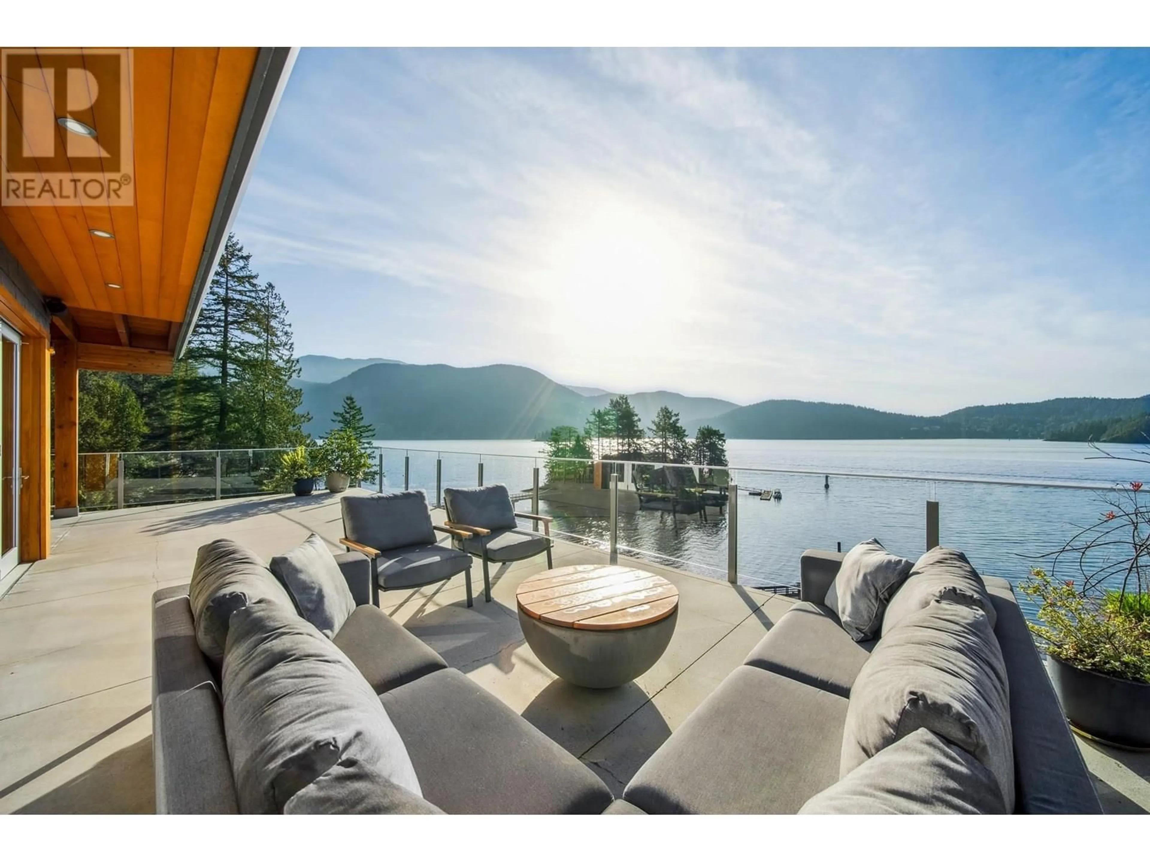 Patio, water/lake/river/ocean view for 5577 INDIAN RIVER DRIVE, North Vancouver British Columbia V7G2T7